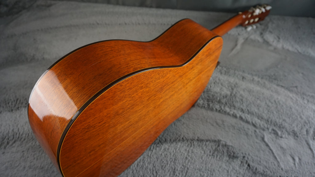 Vintage Abe Guitar Model 520 Classical Acoustic Guitar Japan w/ Hard Case