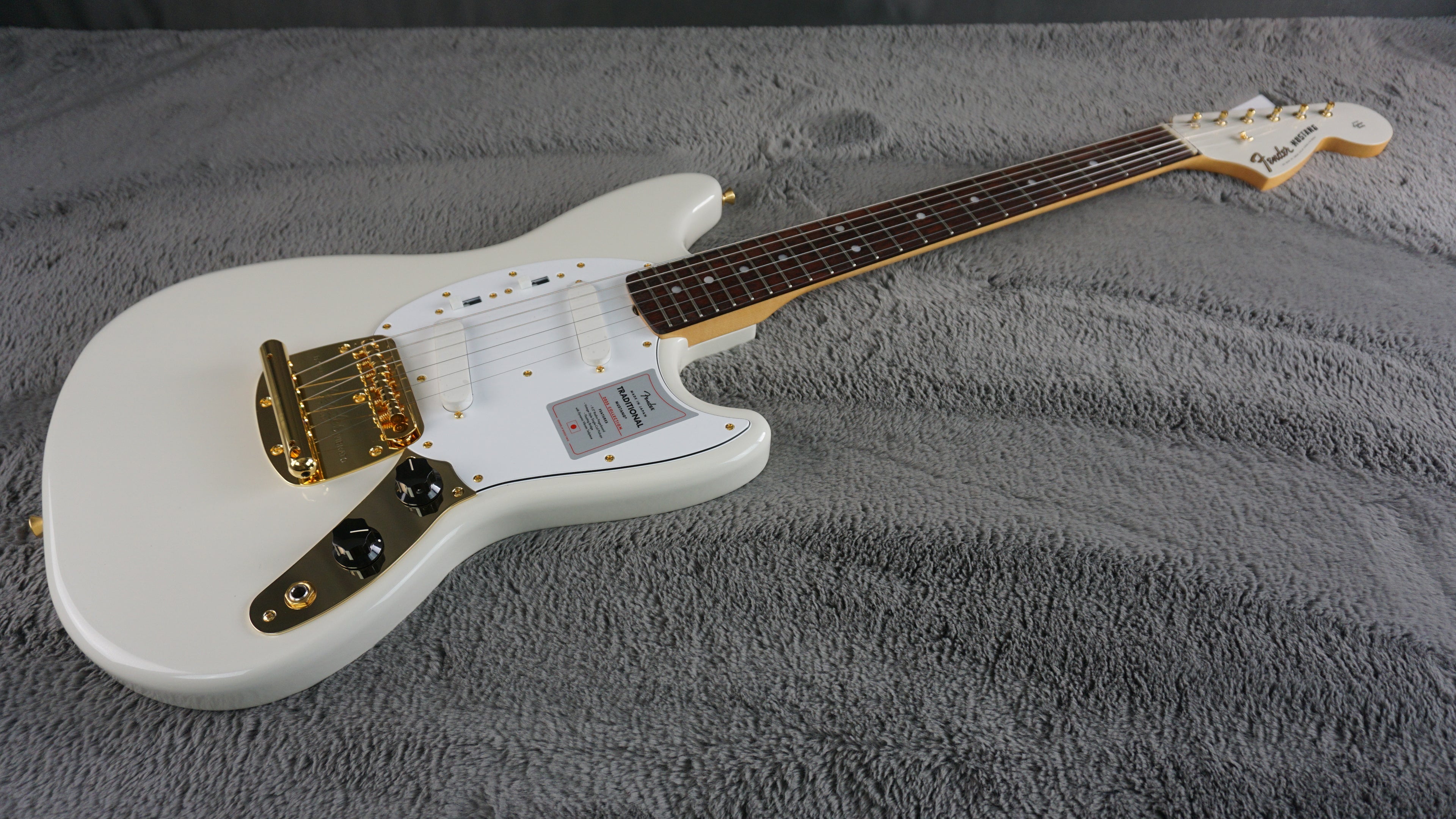 Fender Traditional Mustang 2025 Collection Japan White Pearl Rosewood w/ Gold Hardware