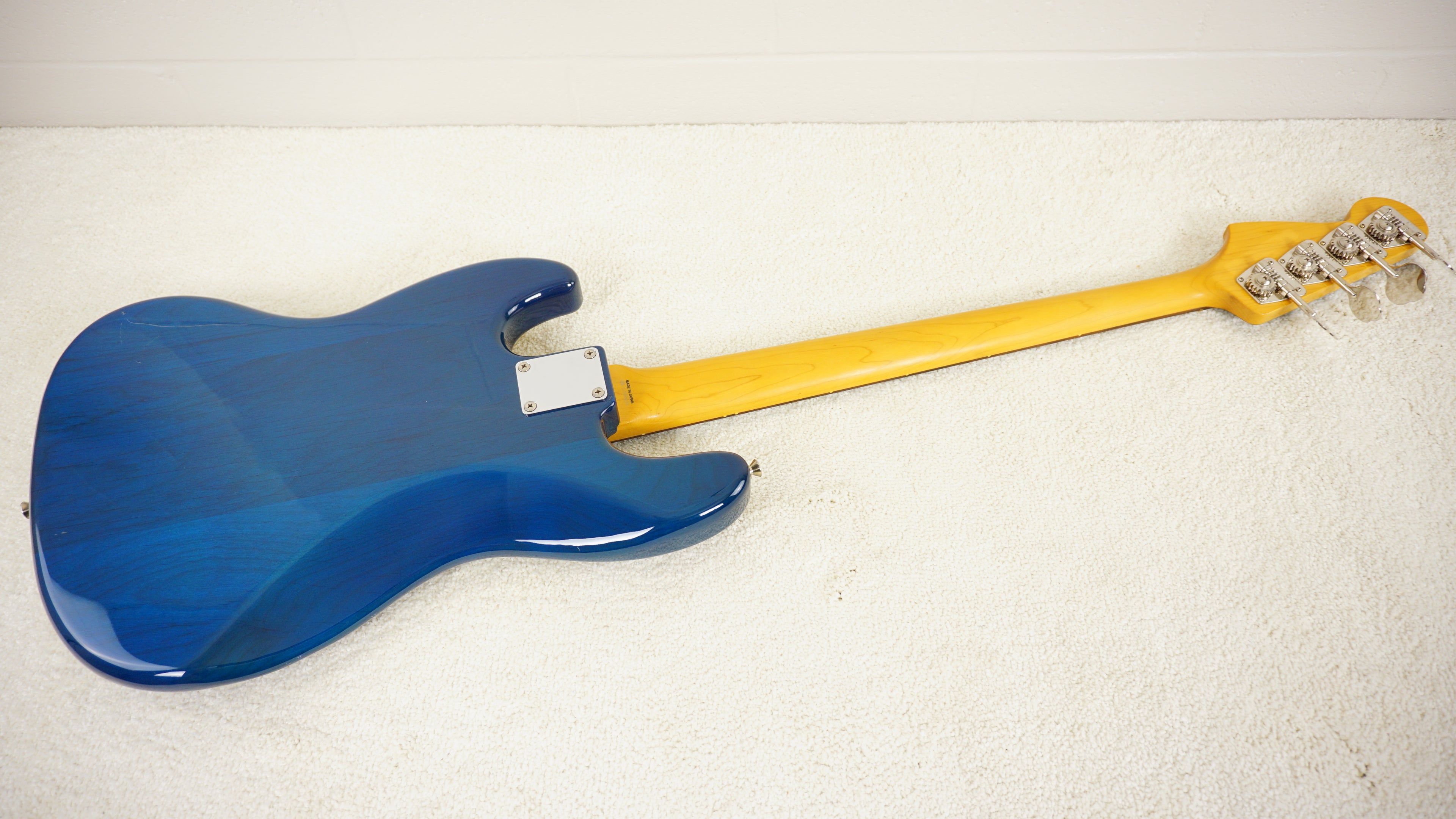 Fender Japan Jazz Bass 62 Reissue PJ Pickups - Badass Bridge - Translucent Blue - Matching Headstock