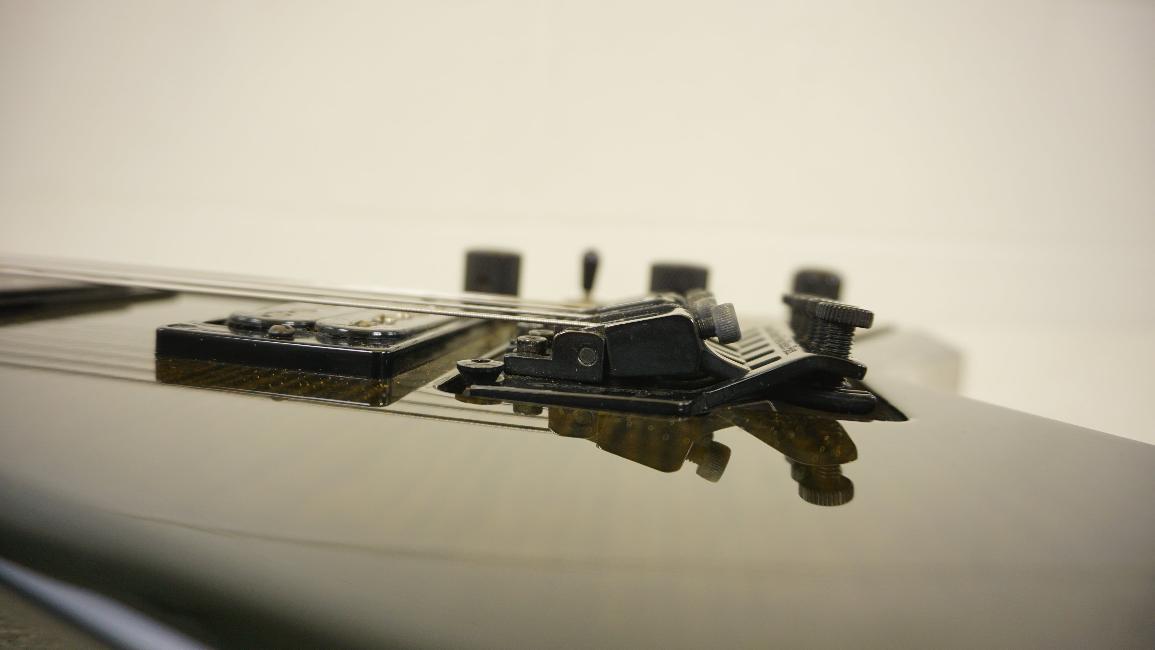 Jackson RR3 Rhoads Made in Japan Transparent Black Flame Top w/ Floyd Rose & Seymour Duncan Pickups
