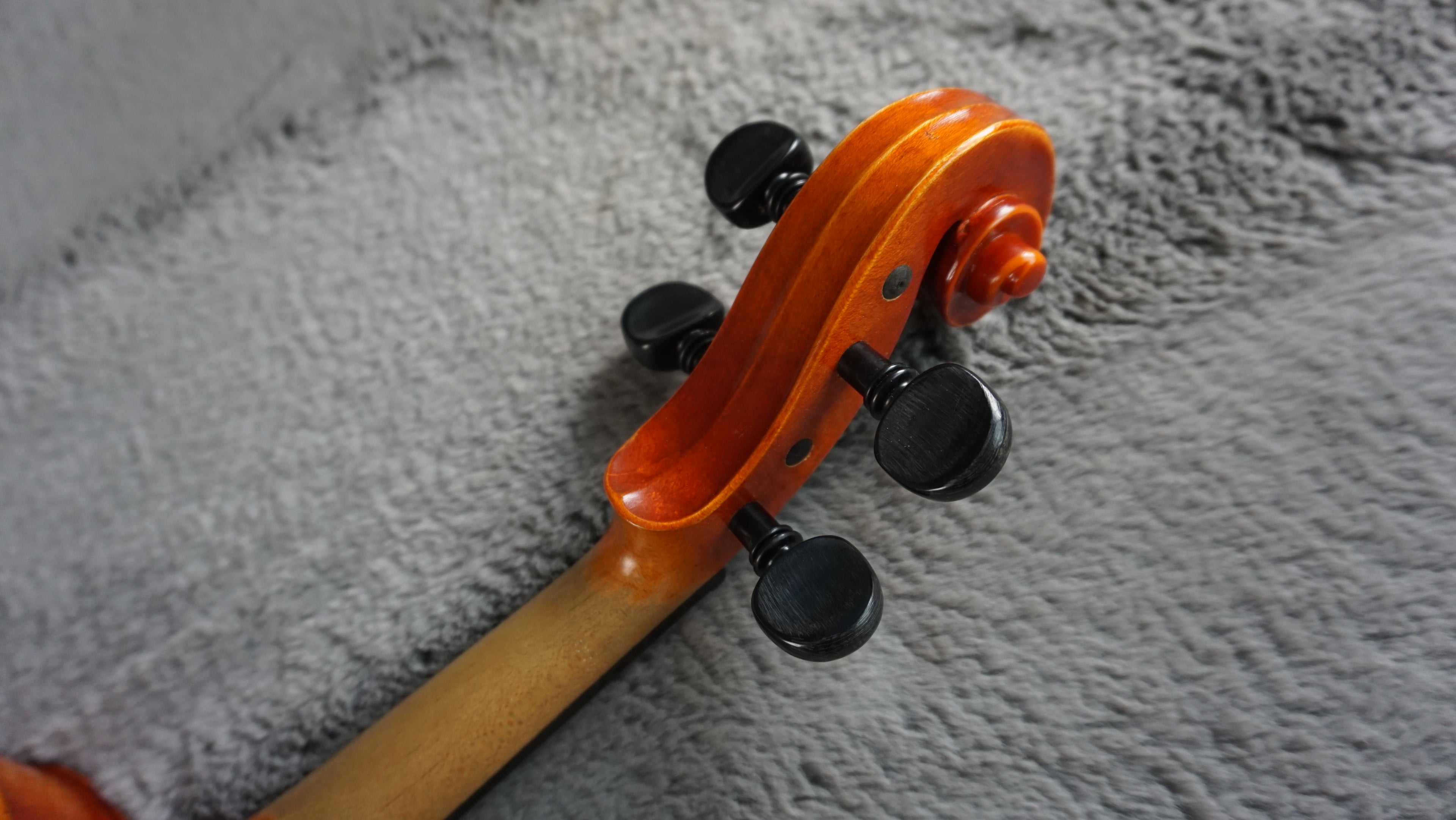 Suzuki No. 280 3/4 Violin Outfit w/ Bow & Hard Case