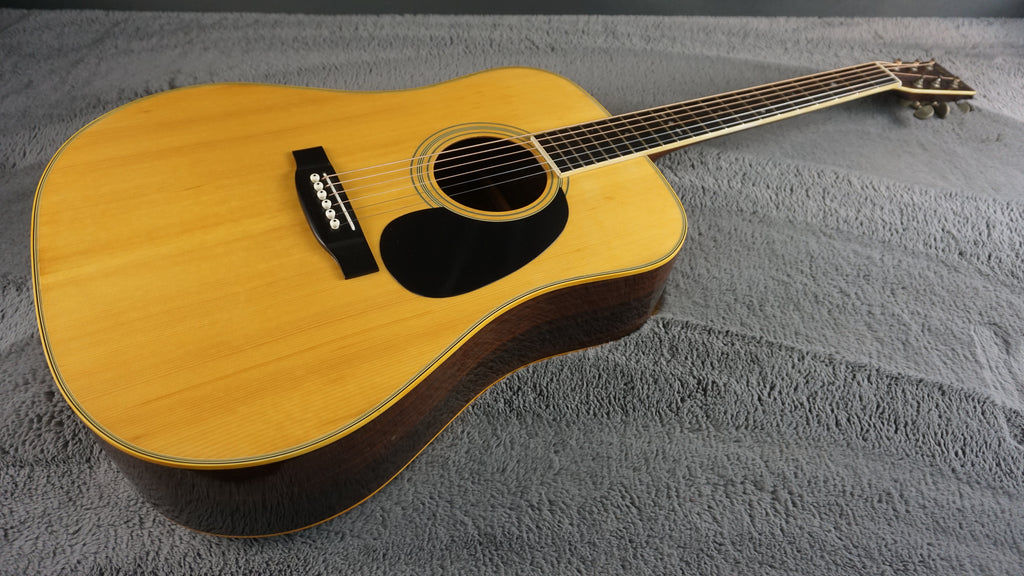 Tokai Cat’s Eyes CE-300 Vintage MIJ Acoustic Guitar w/ Hard Case