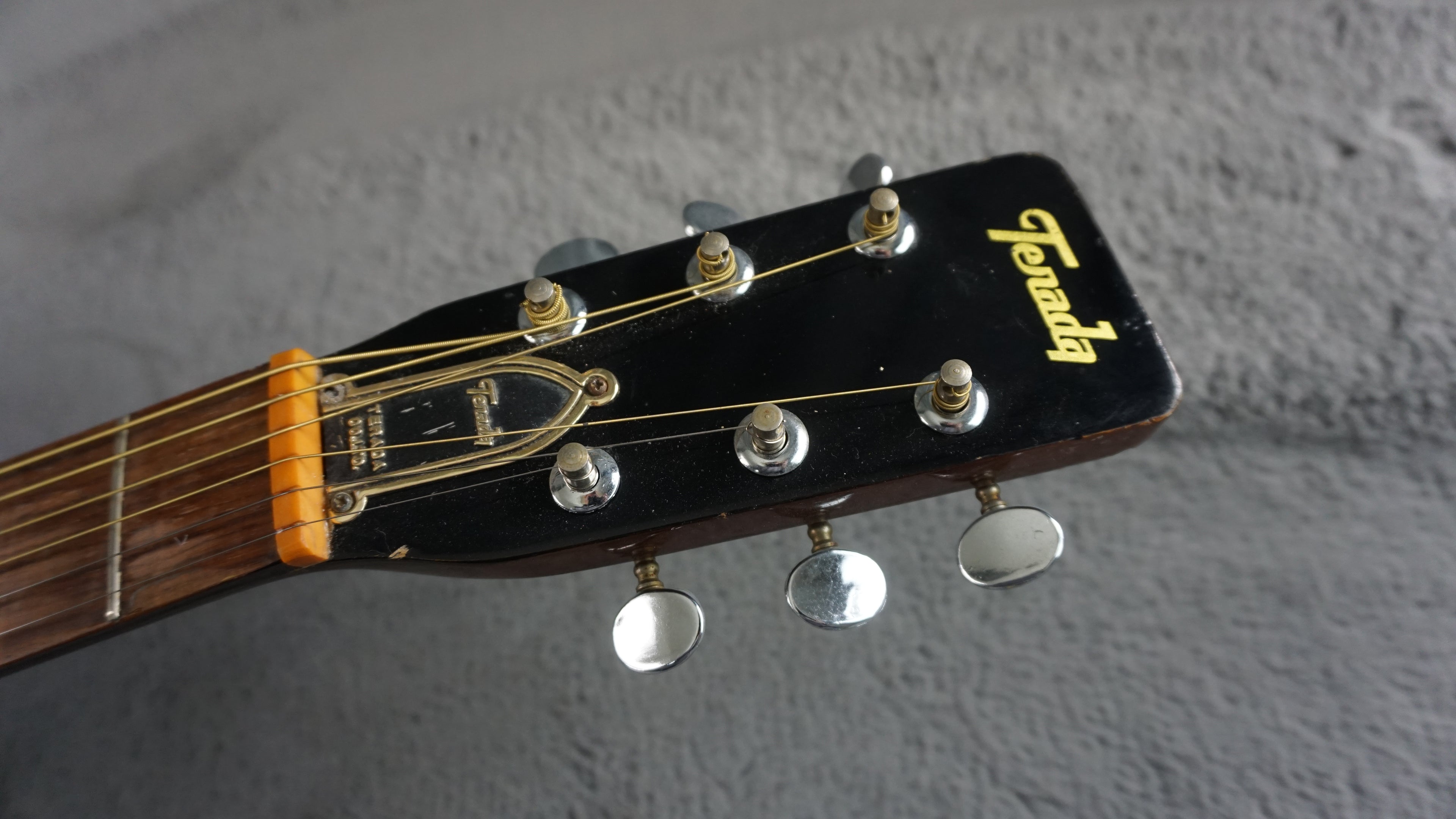 Terada T-700 Japan Acoustic Guitar