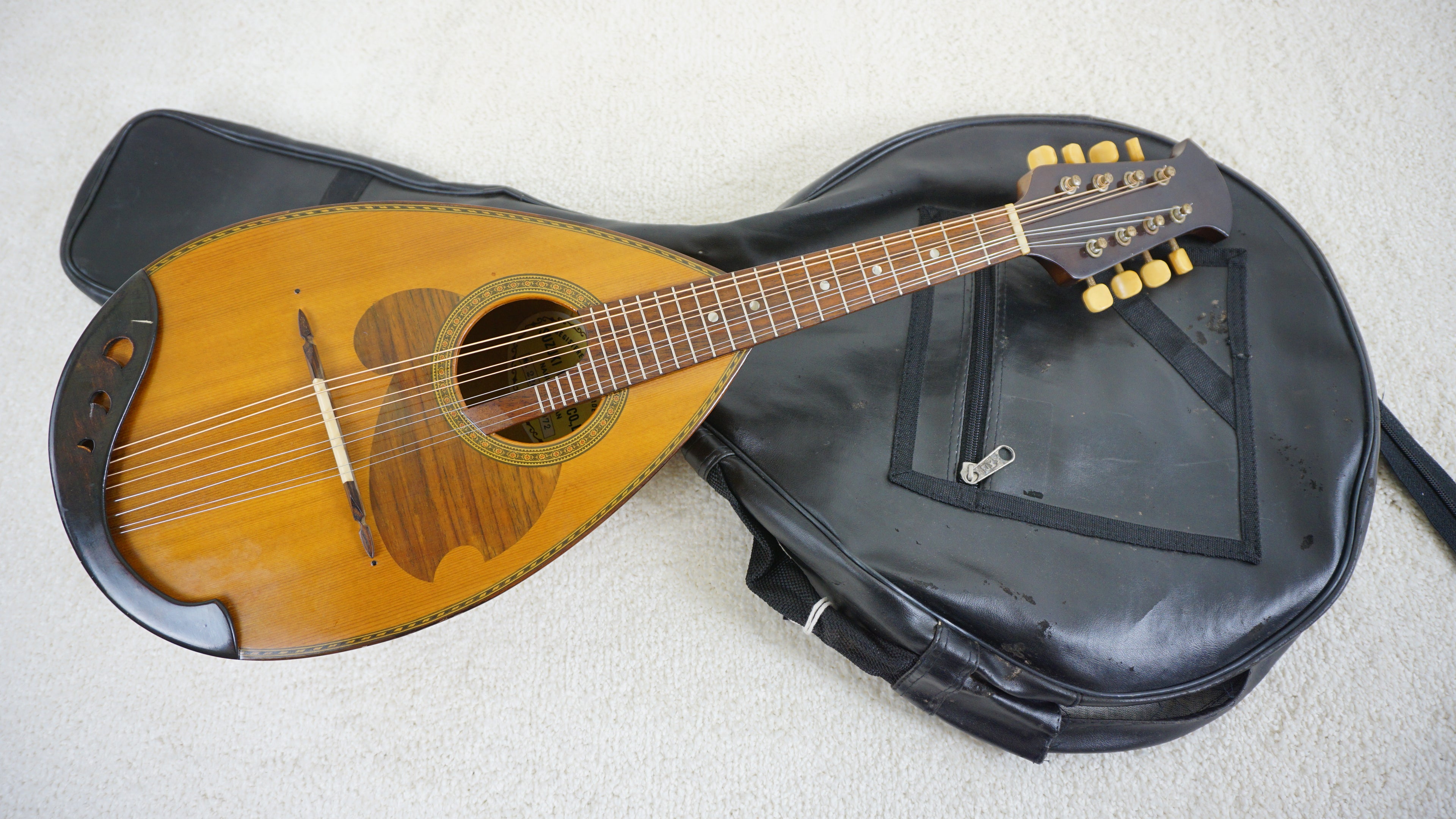 Suzuki No. 226 Bowlback Mandolin 1972 Japan w/ Gig Bag