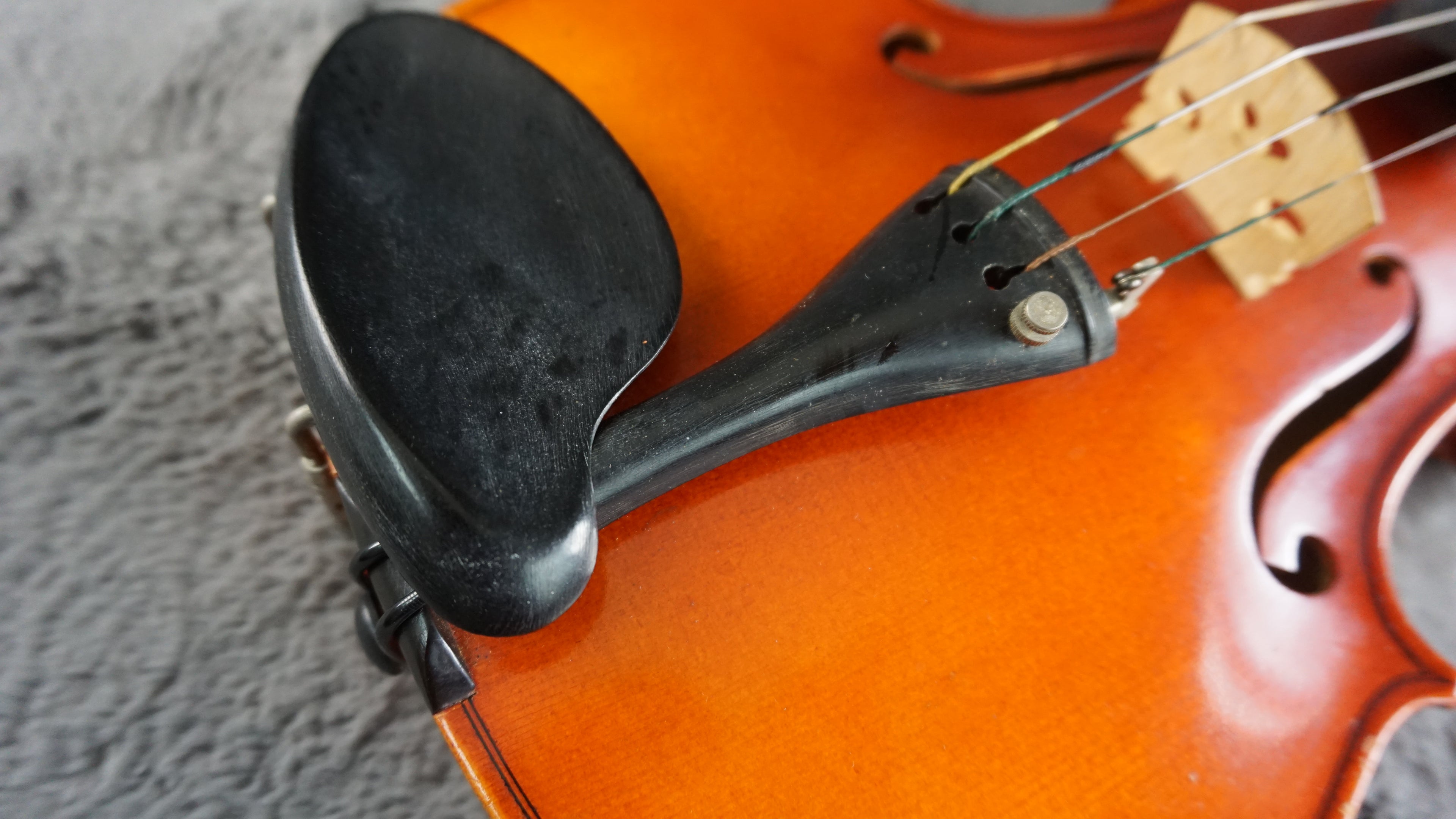 Suzuki No. 280 3/4 Violin Outfit w/ Bow & Hard Case