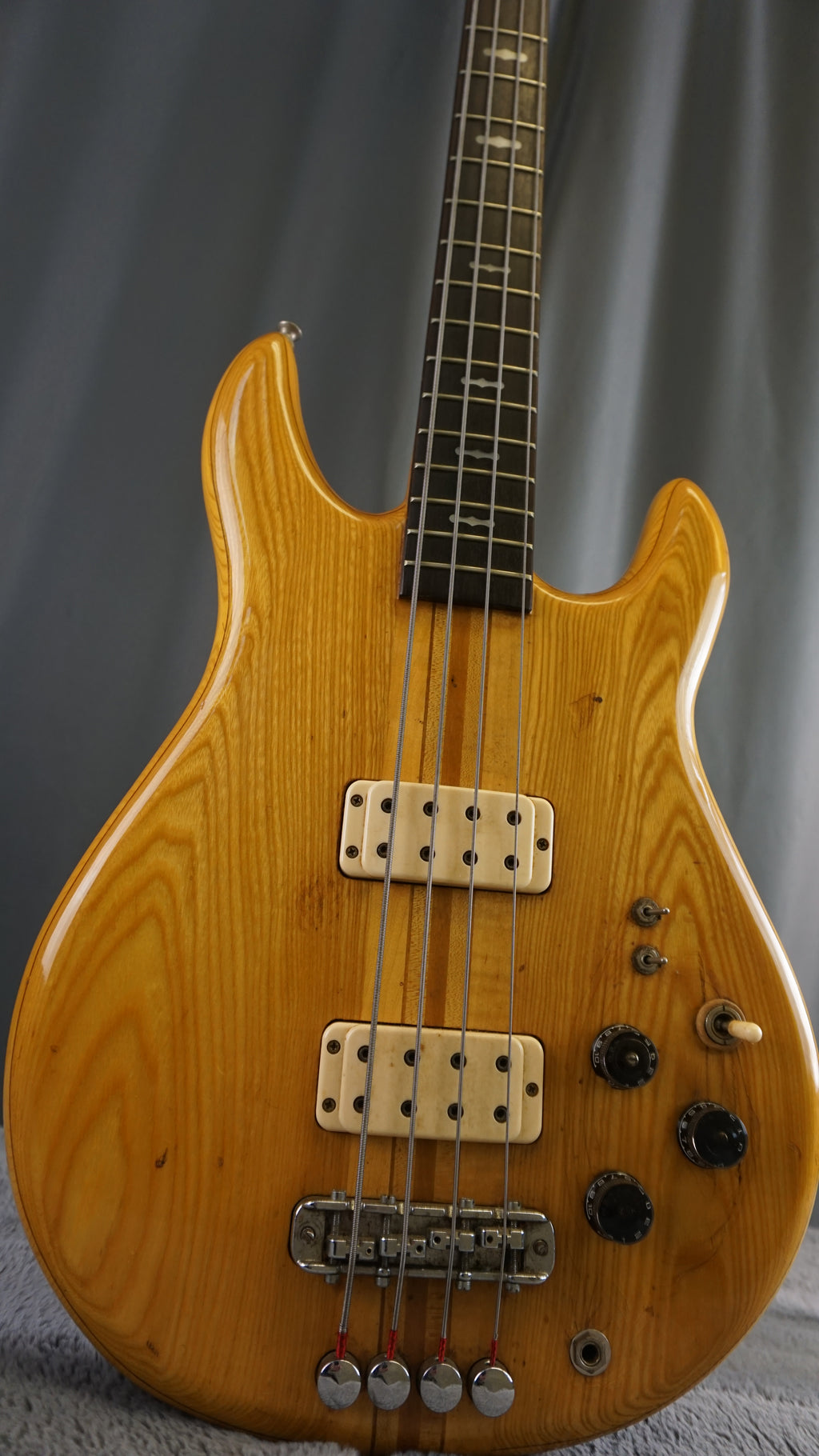 Greco GOB-900 Bass Made in Japan Natural Ash Neck-Through Bass