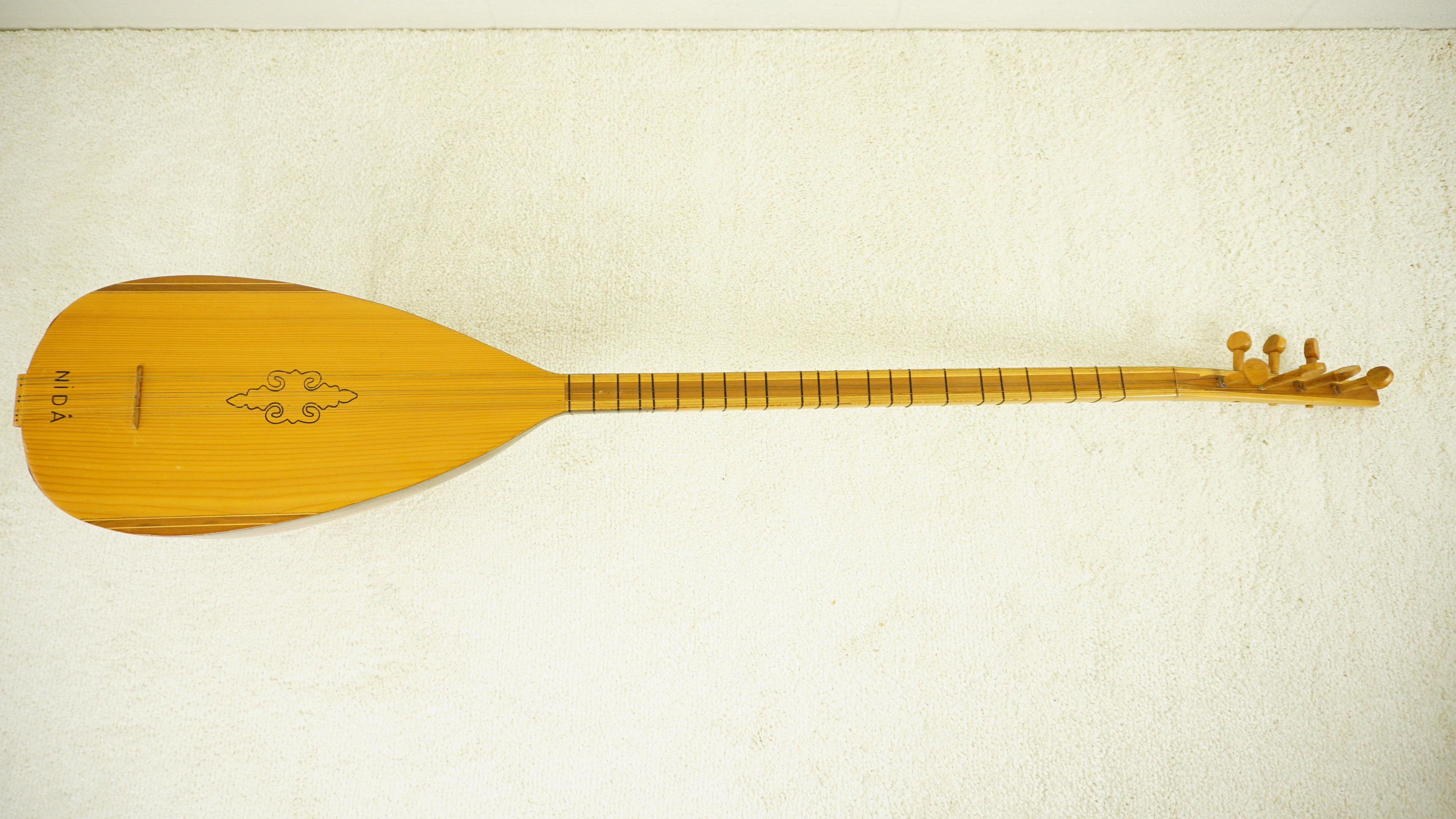Nida Turkish Baglama Saz Long Neck Folk Lute w/ Gig Bag