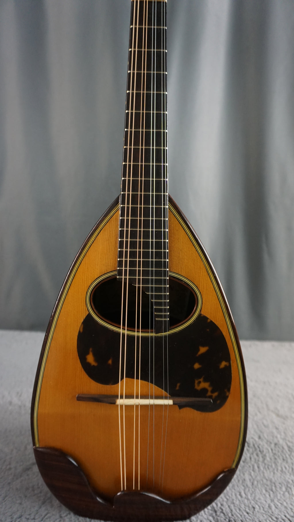 Kunishima NM8 Bowl Back Mandolin w/ Hard Case Vintage Japan