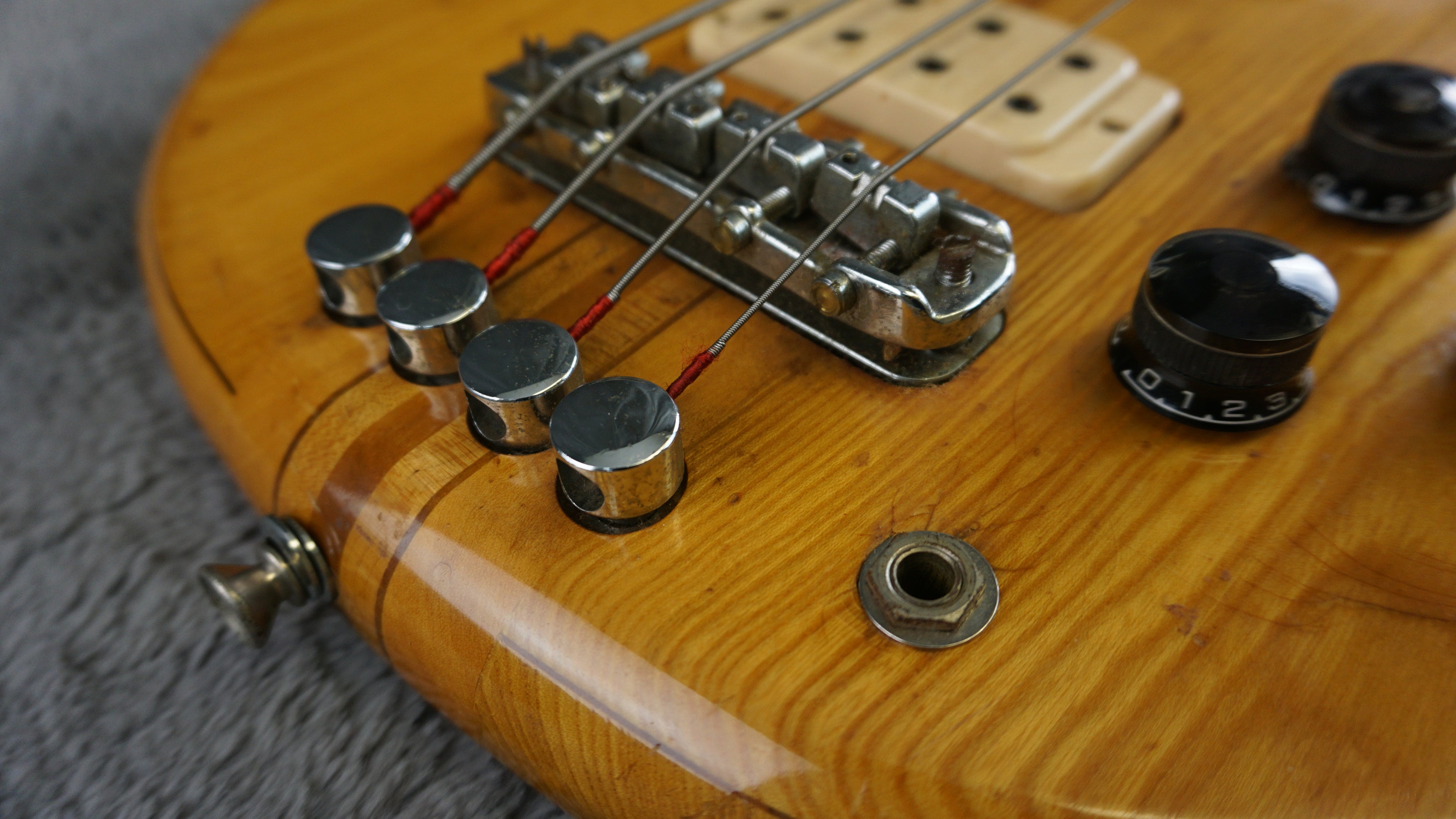 Greco GOB-900 Bass Made in Japan Natural Ash Neck-Through Bass