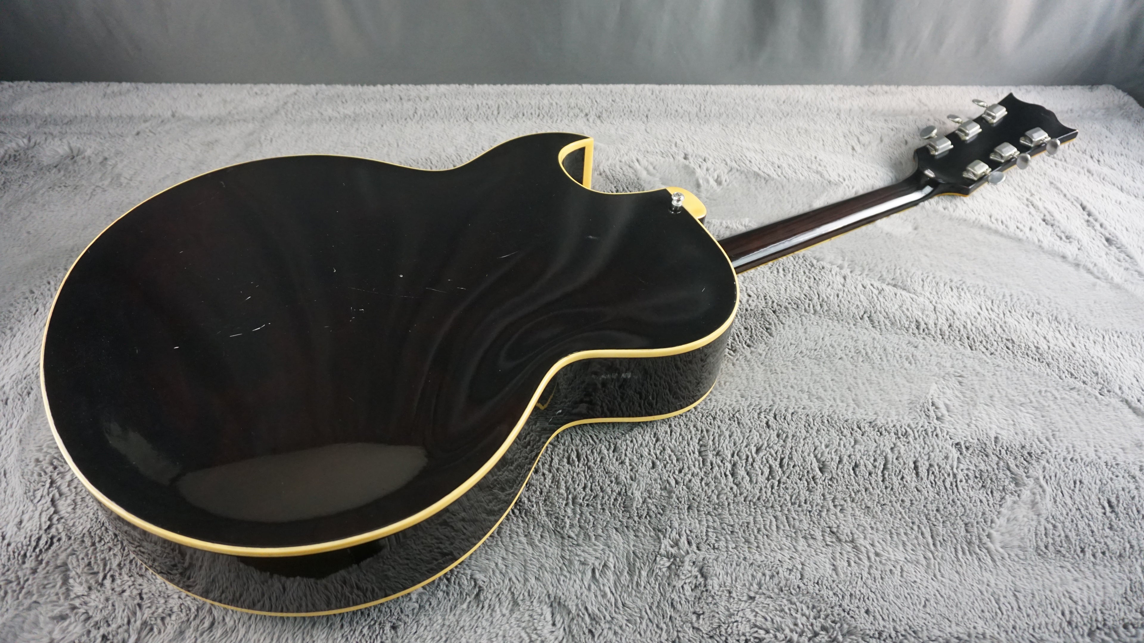 Guyatone Hollowbody Electric 1960s - Sunburst Japan Dual Pickup