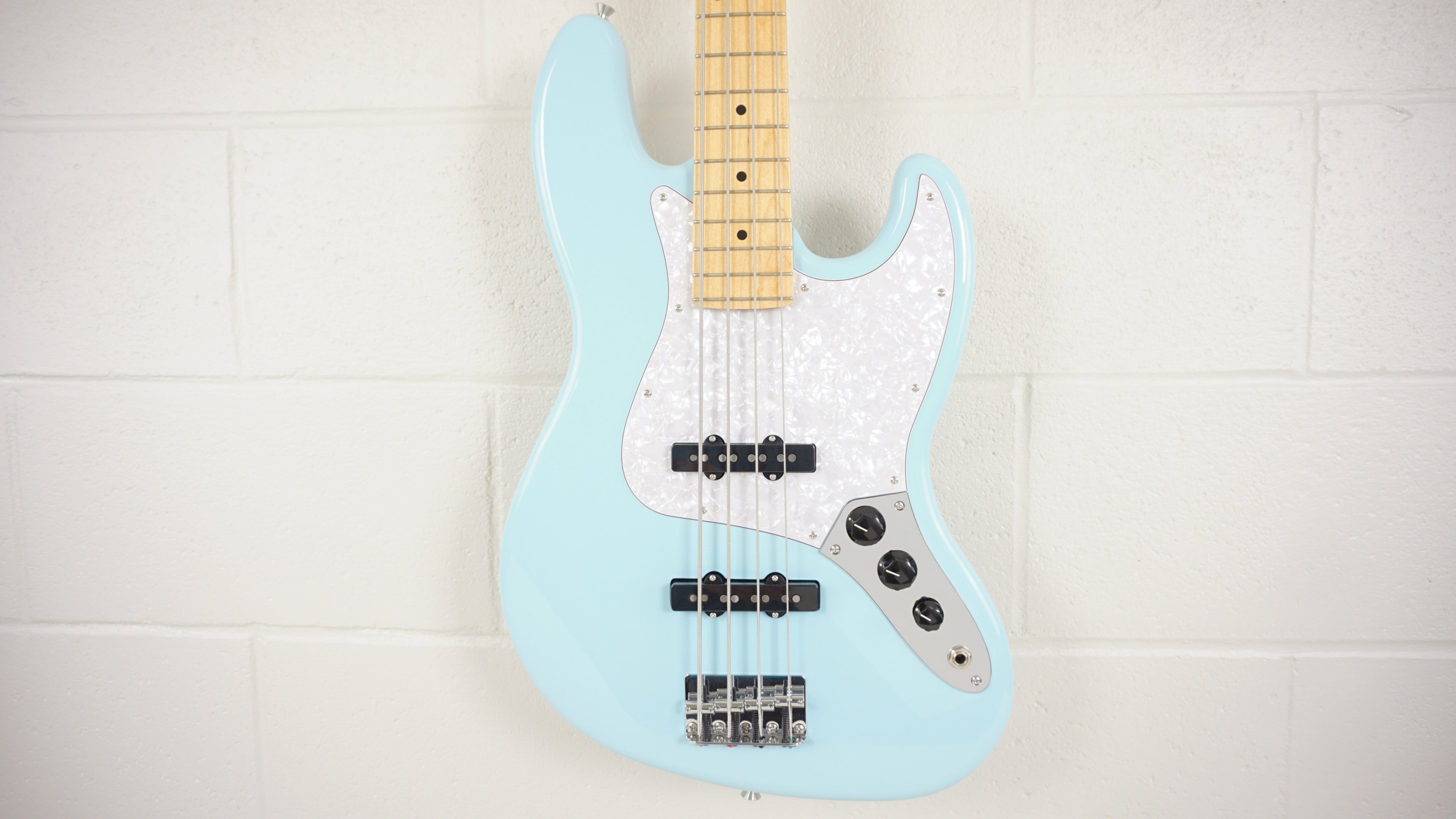 Fender Japan FSR Collection Hybrid II Jazz Bass 2025 - Daphne Blue Matching Headstock