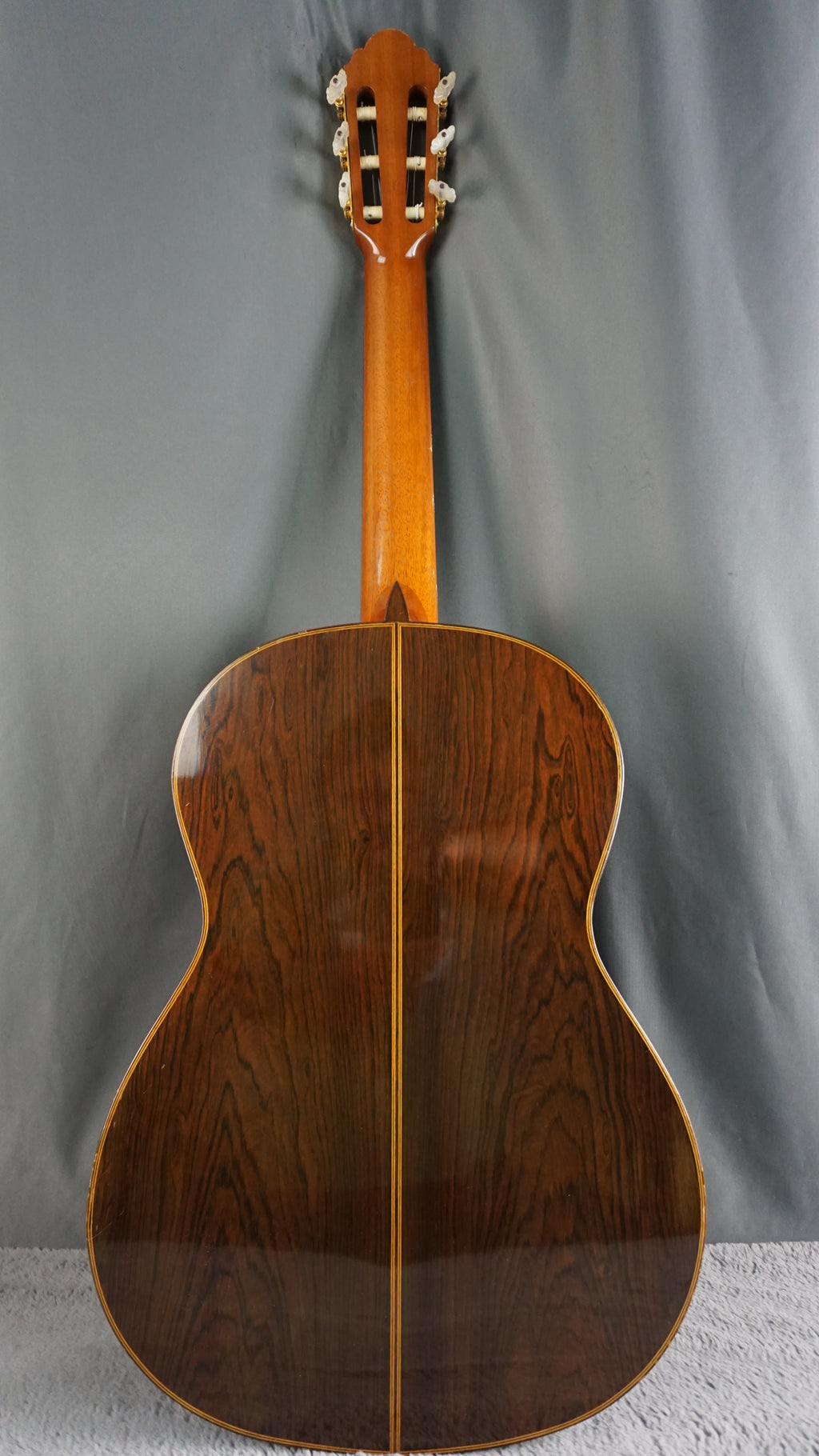 Osamu Tomita Nol. 15 1974 Japan Classical Guitar w/ Hard Case