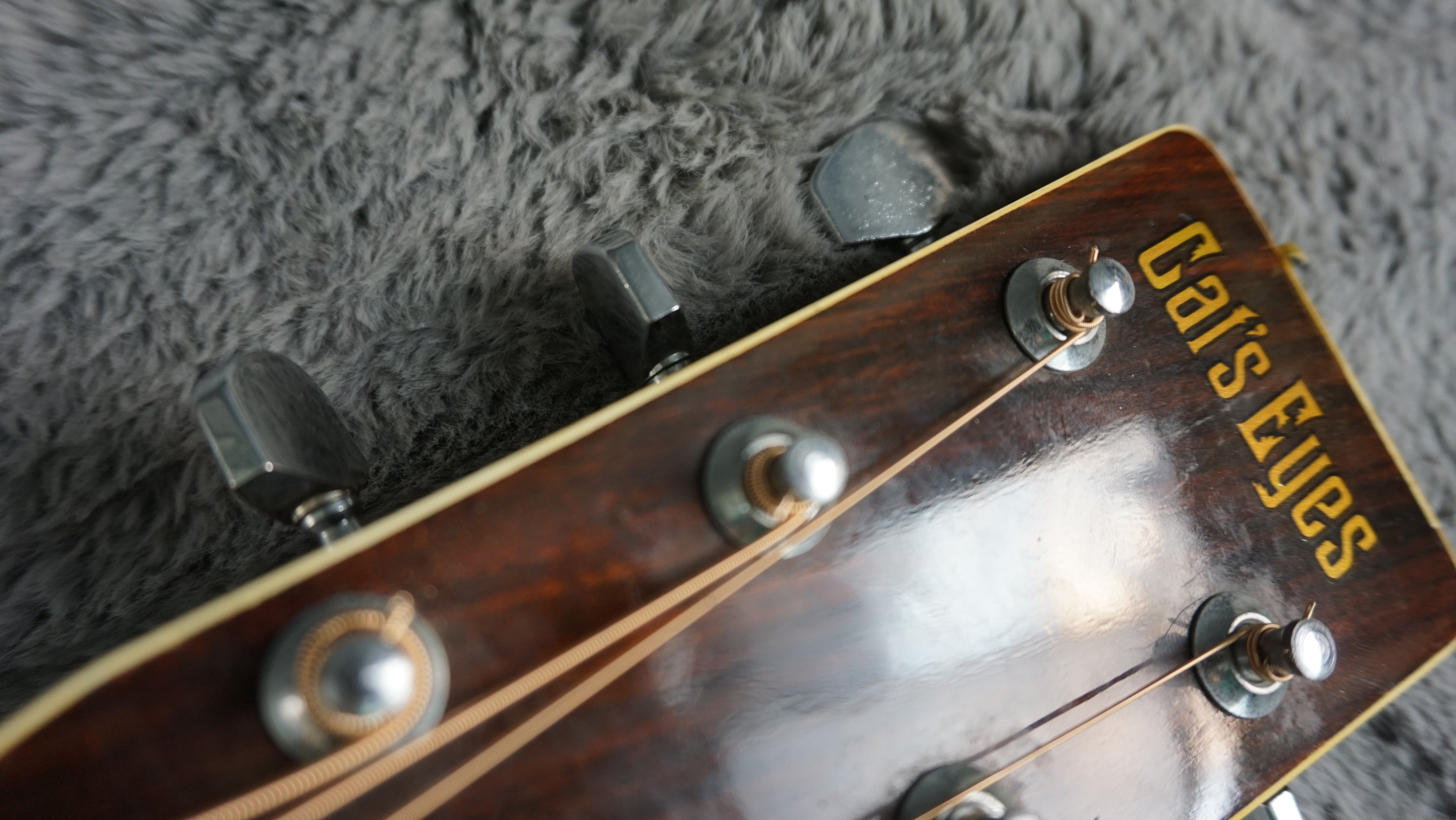 Tokai Cat's Eyes CE-200D Vintage MIJ Dreadnought Acoustic Guitar w/ Gig Bag