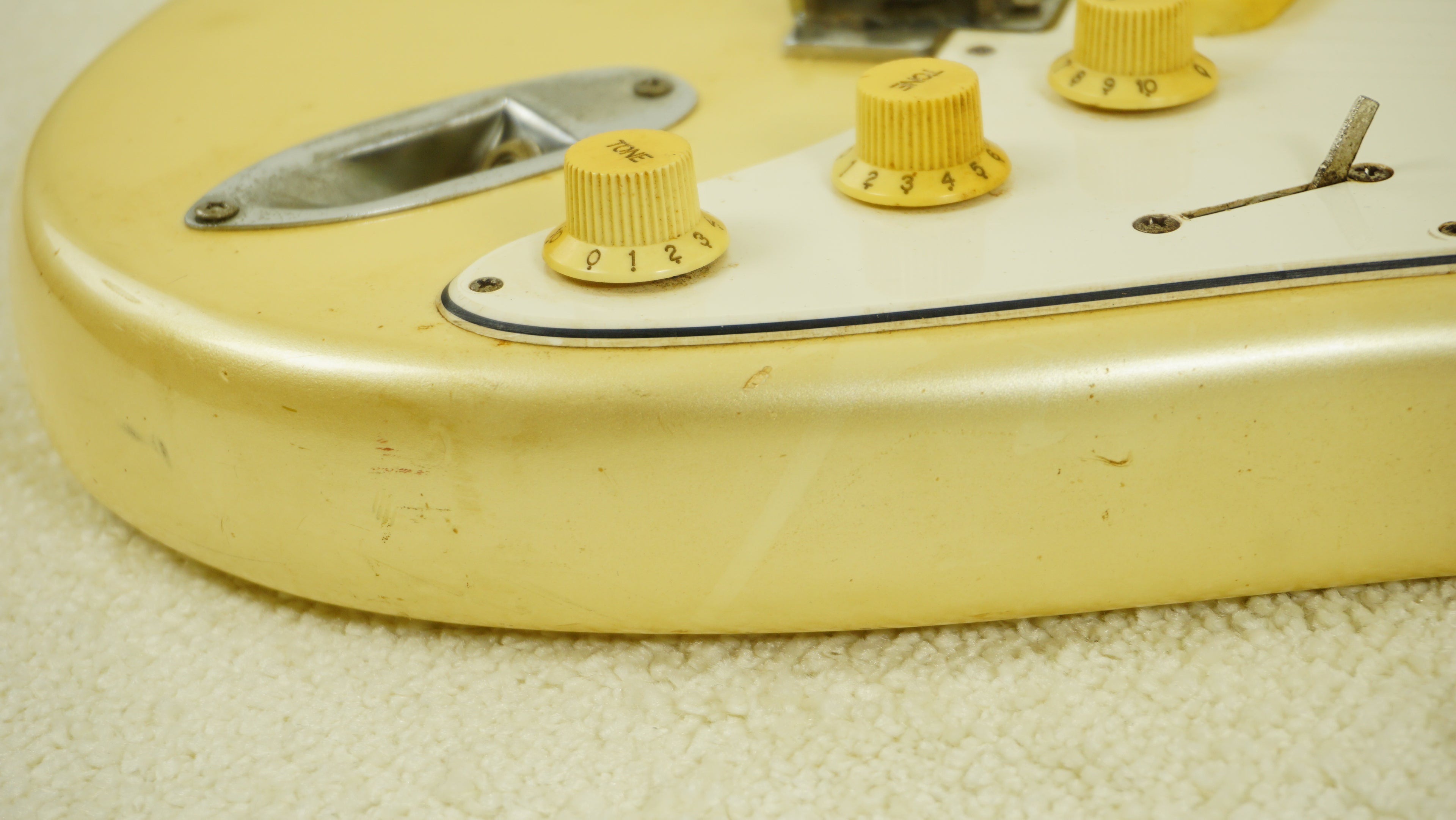 1985 Squier by Fender SST-30 Stratocaster MIJ