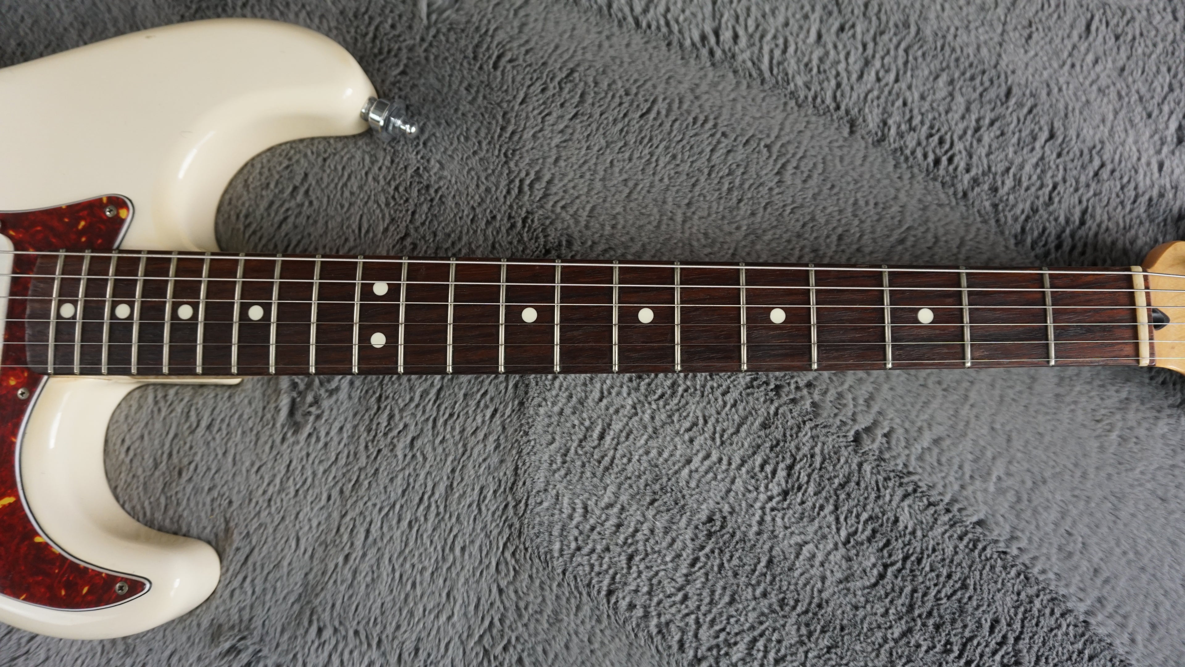Fender Japan Stratocaster Vintage White MIJ w/ Gotoh Tuners 02-04