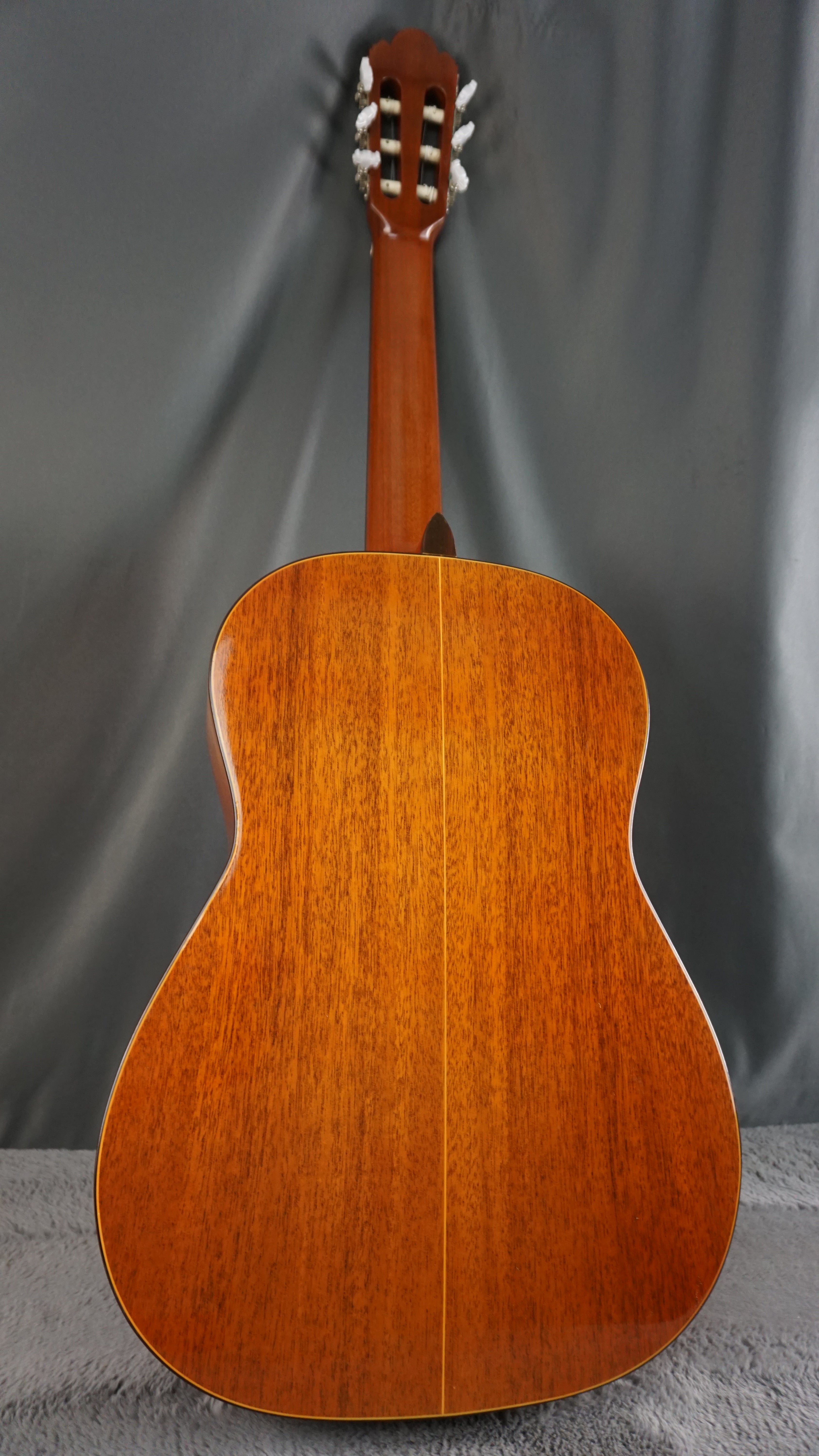 Vintage Abe Guitar Model 520 Classical Acoustic Guitar Japan w/ Hard Case
