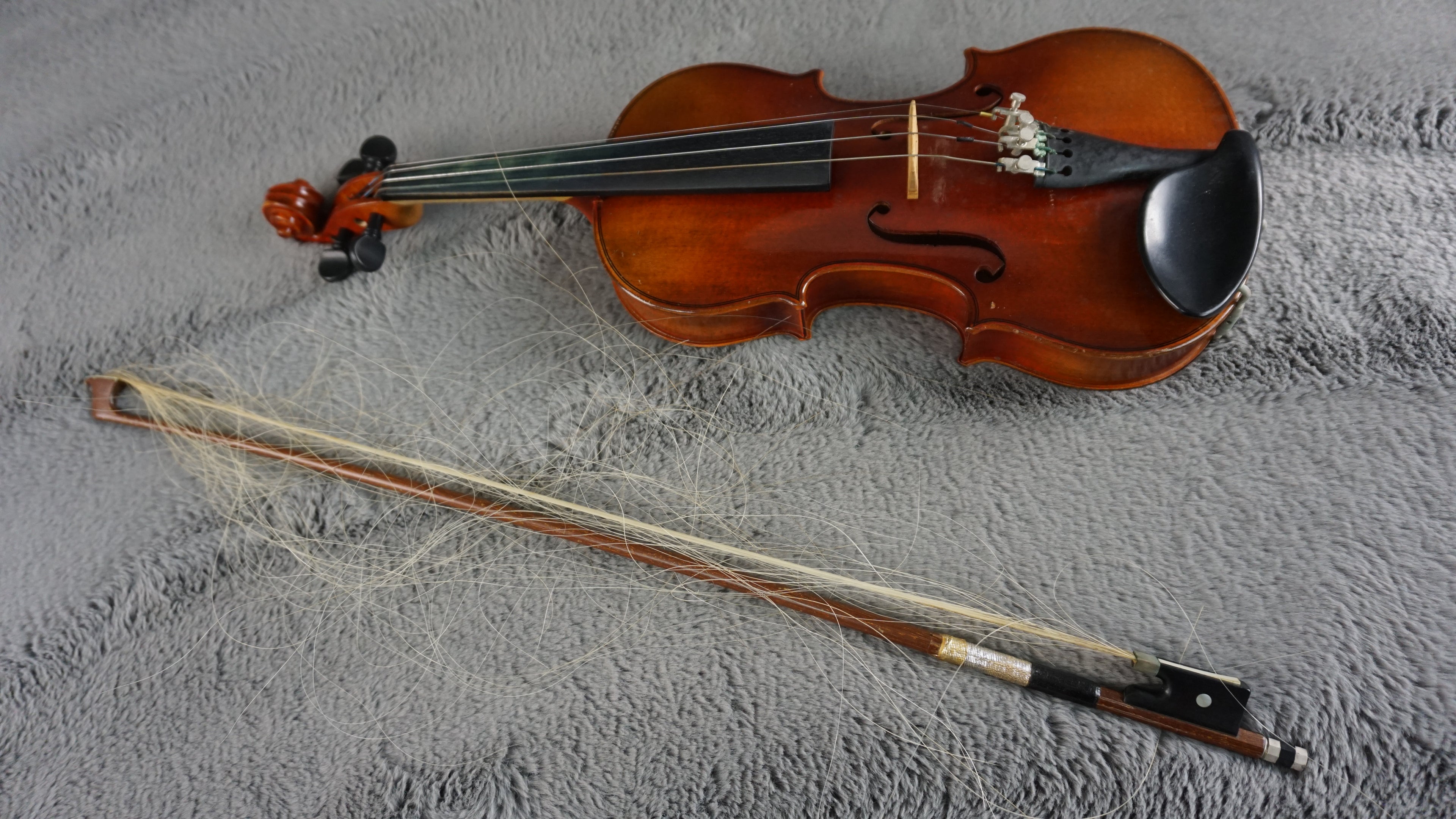 Suzuki 200 1/4 Violin 1996 w/ Case & Bow
