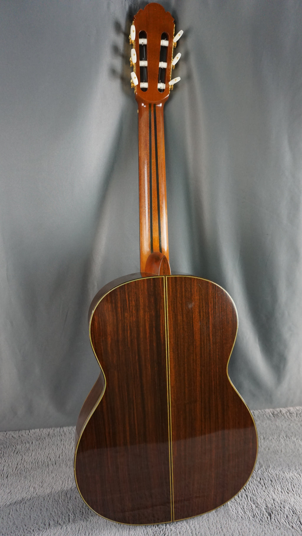Masaru Kohno No. 15 1979 w/ Hard Case - Rosewood