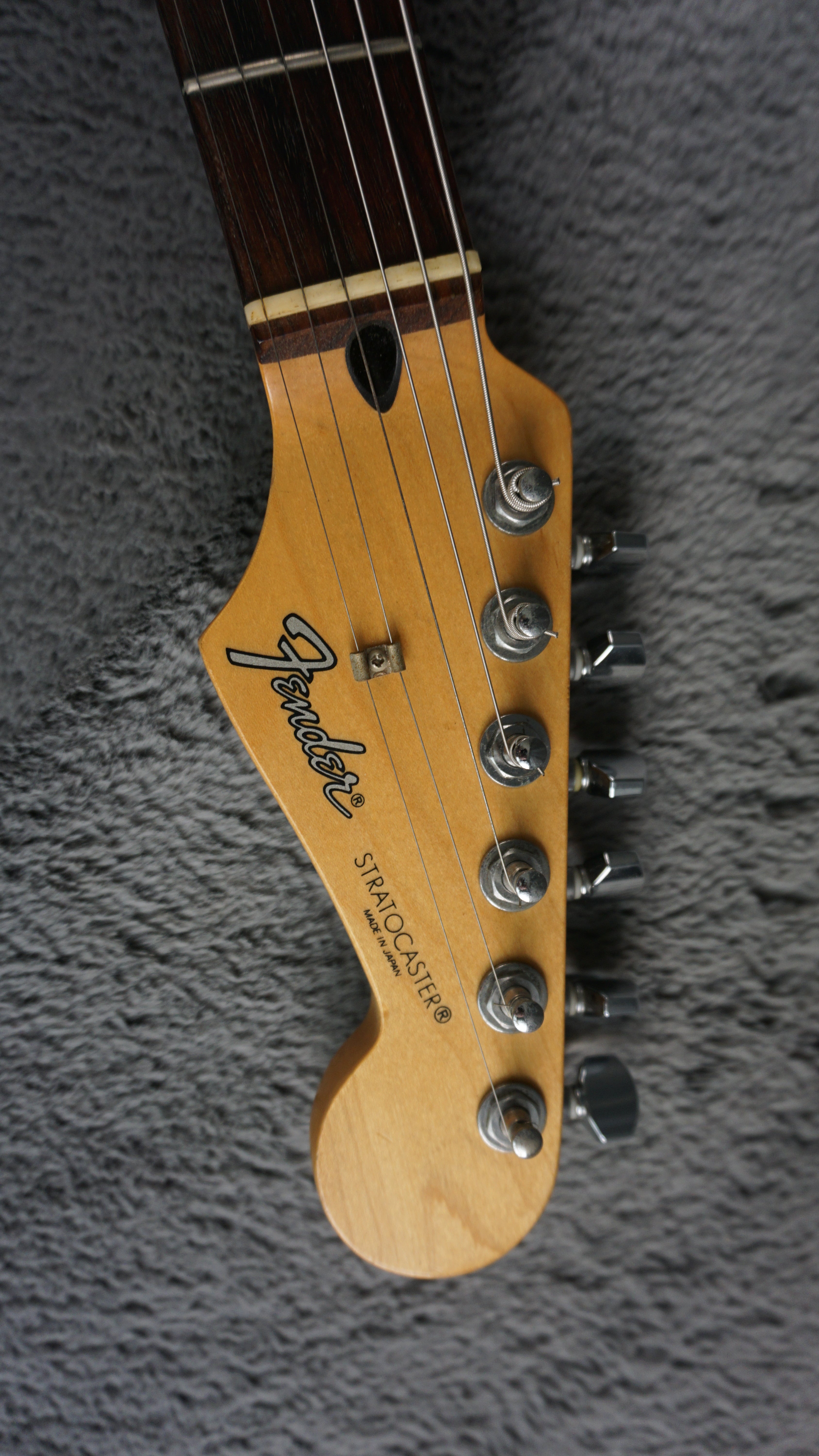 Fender Japan Stratocaster Vintage White MIJ w/ Gotoh Tuners 02-04
