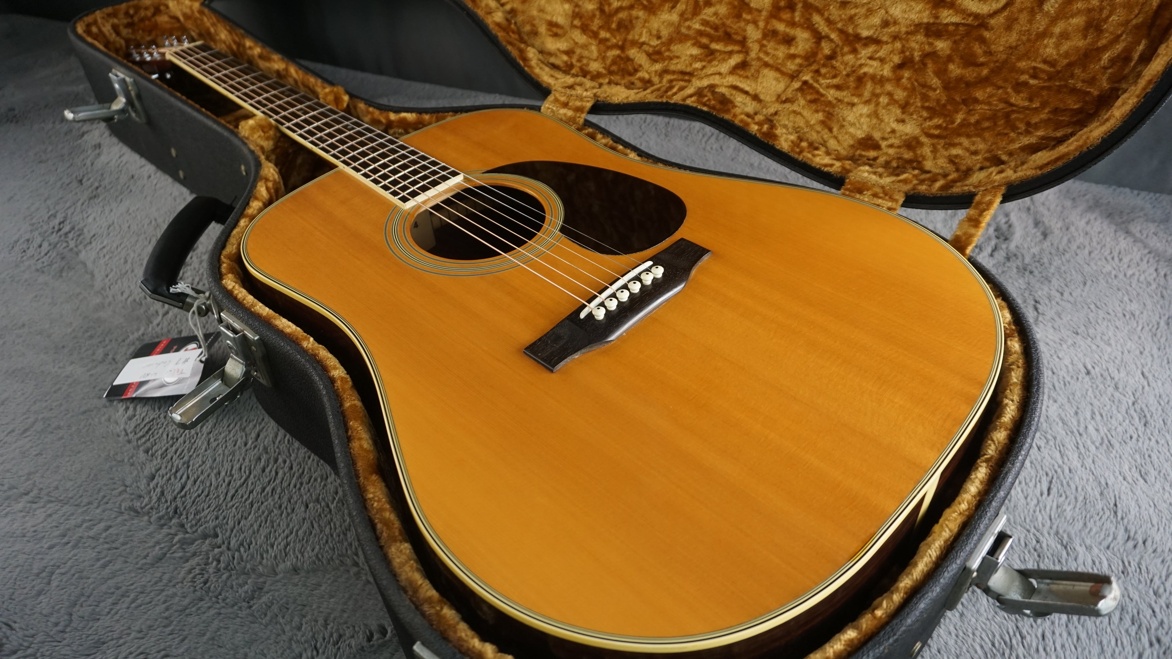 Tokai Humming Bird Custom W-600 MIJ Vintage Dreadnought Acoustic Guitar w/ Hard Case