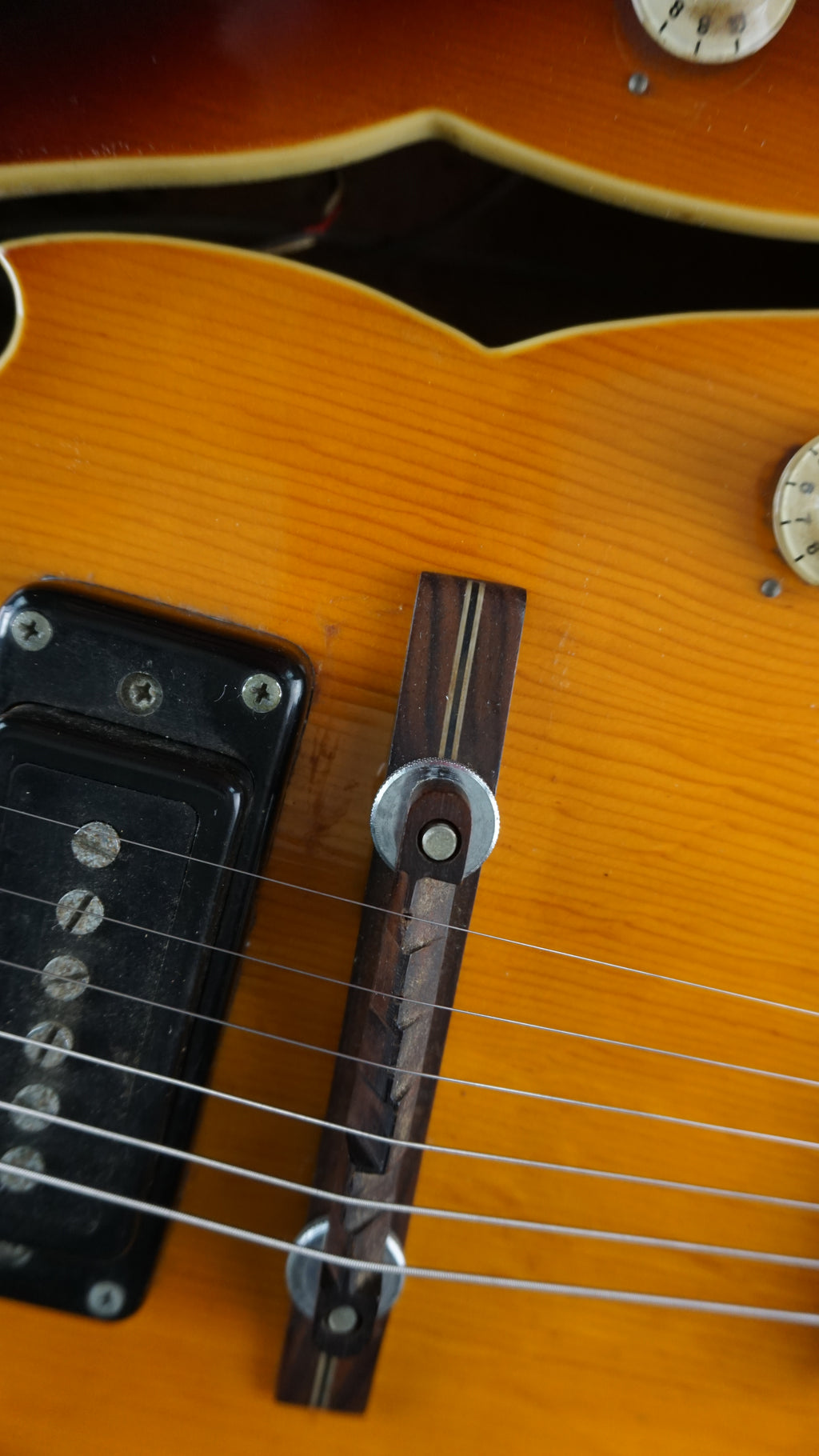 Guyatone Hollowbody Electric 1960s - Sunburst Japan Dual Pickup