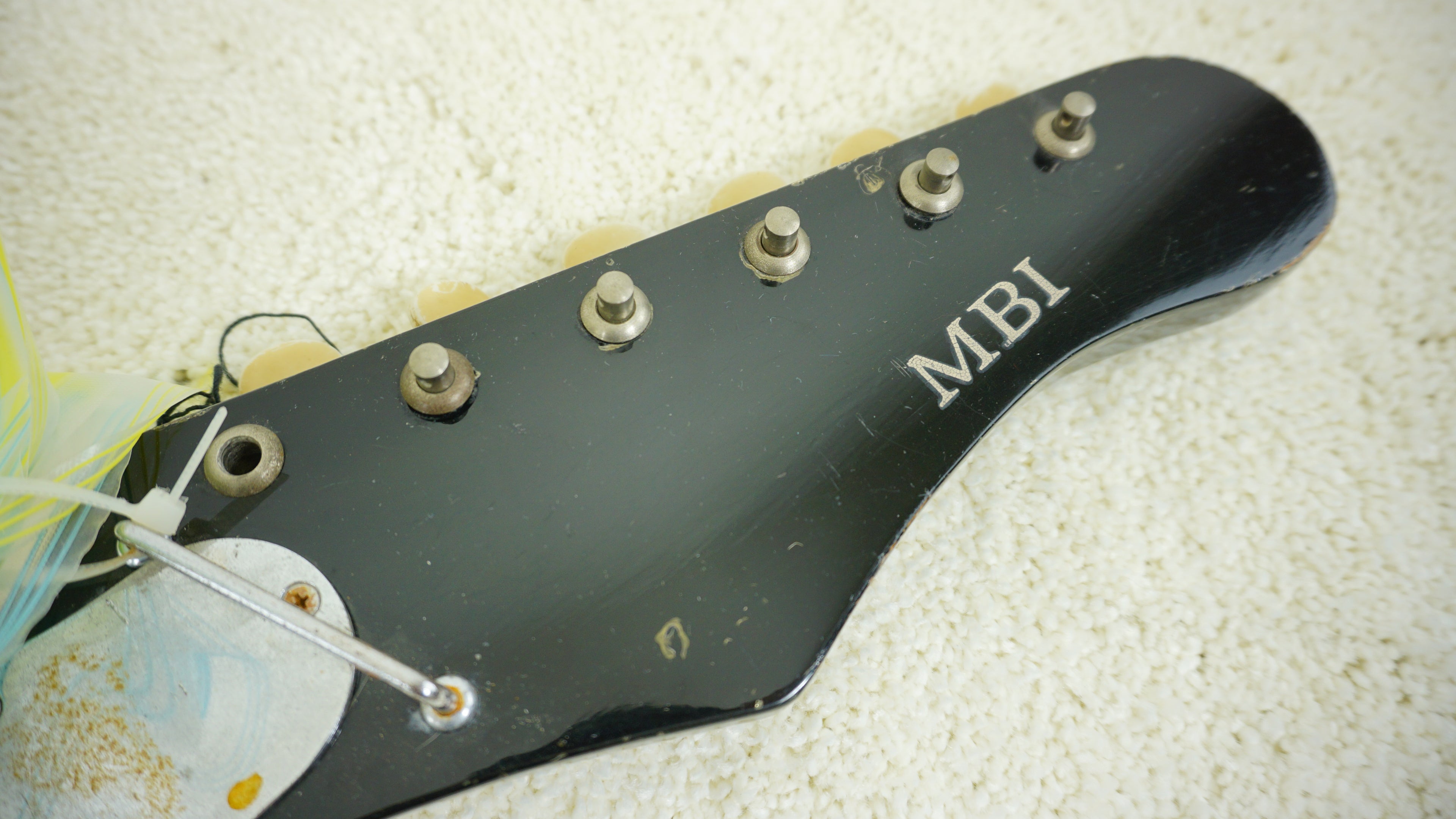 MBI Vintage Electric Guitar Project for Parts or Restoration