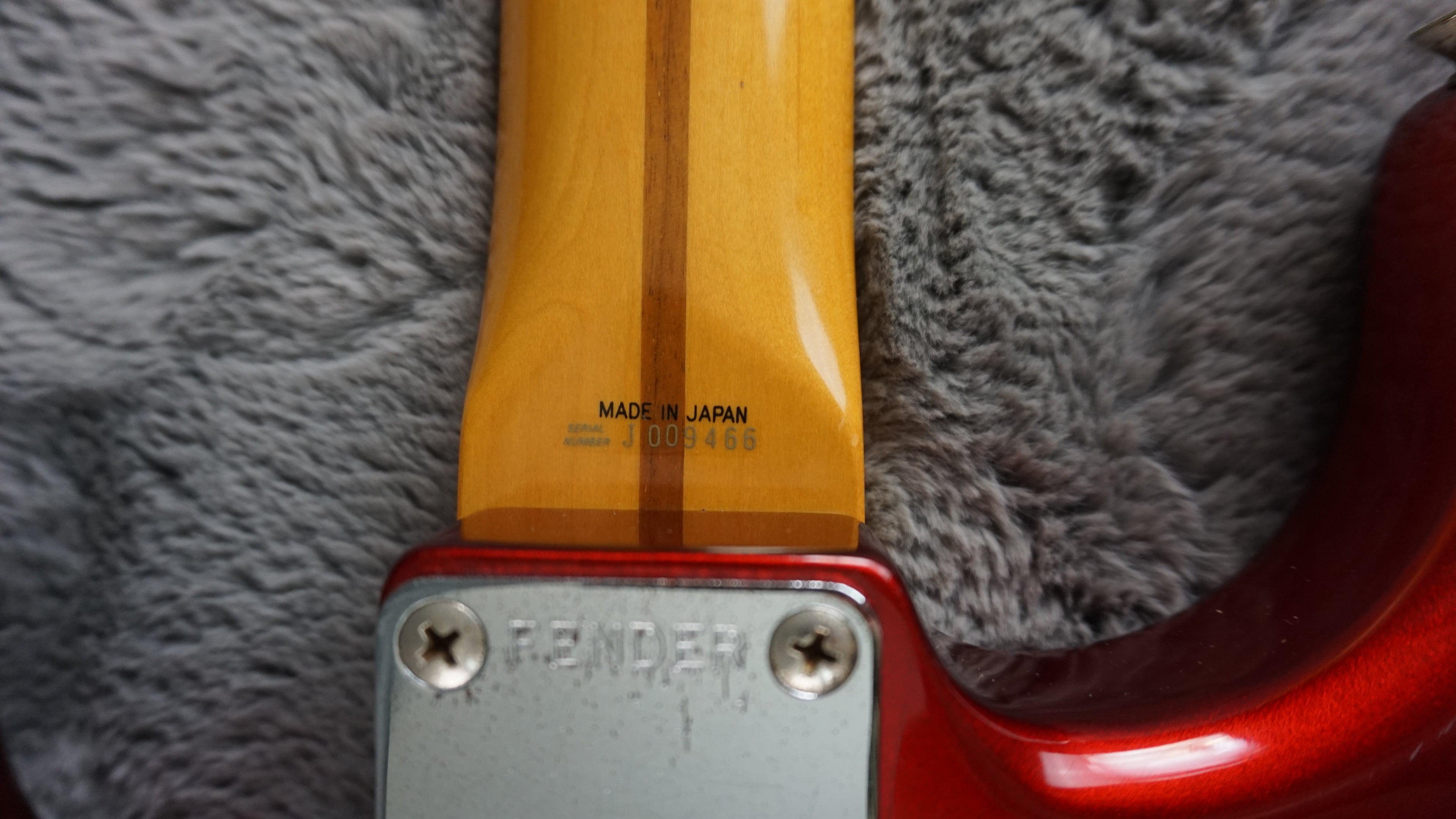 Fender Japan ST57-500 Stratocaster 1989 Candy Apple Red