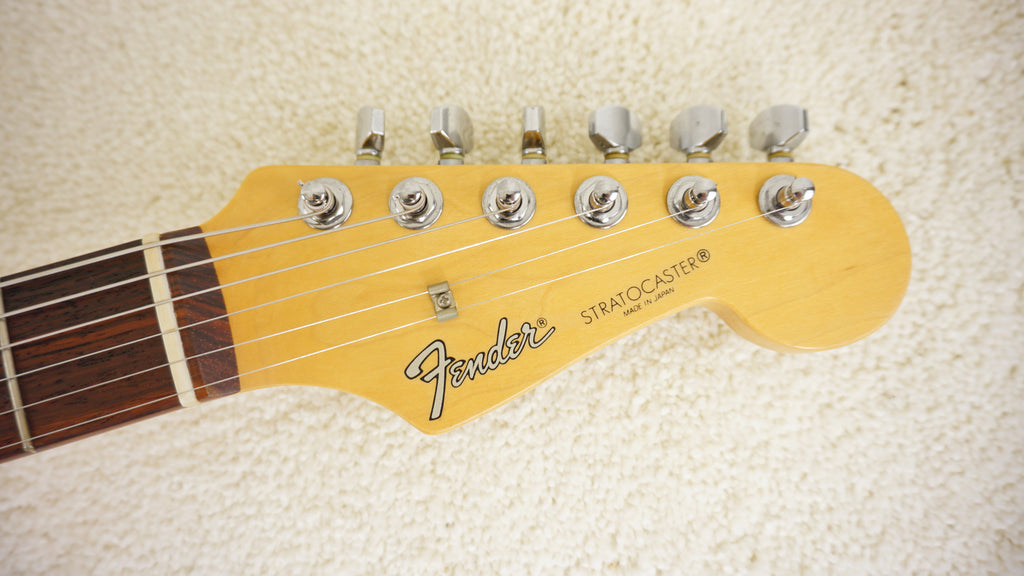 Fender Japan Stratocaster Yellow Rosewood Fingerboard w/ Gig Bag