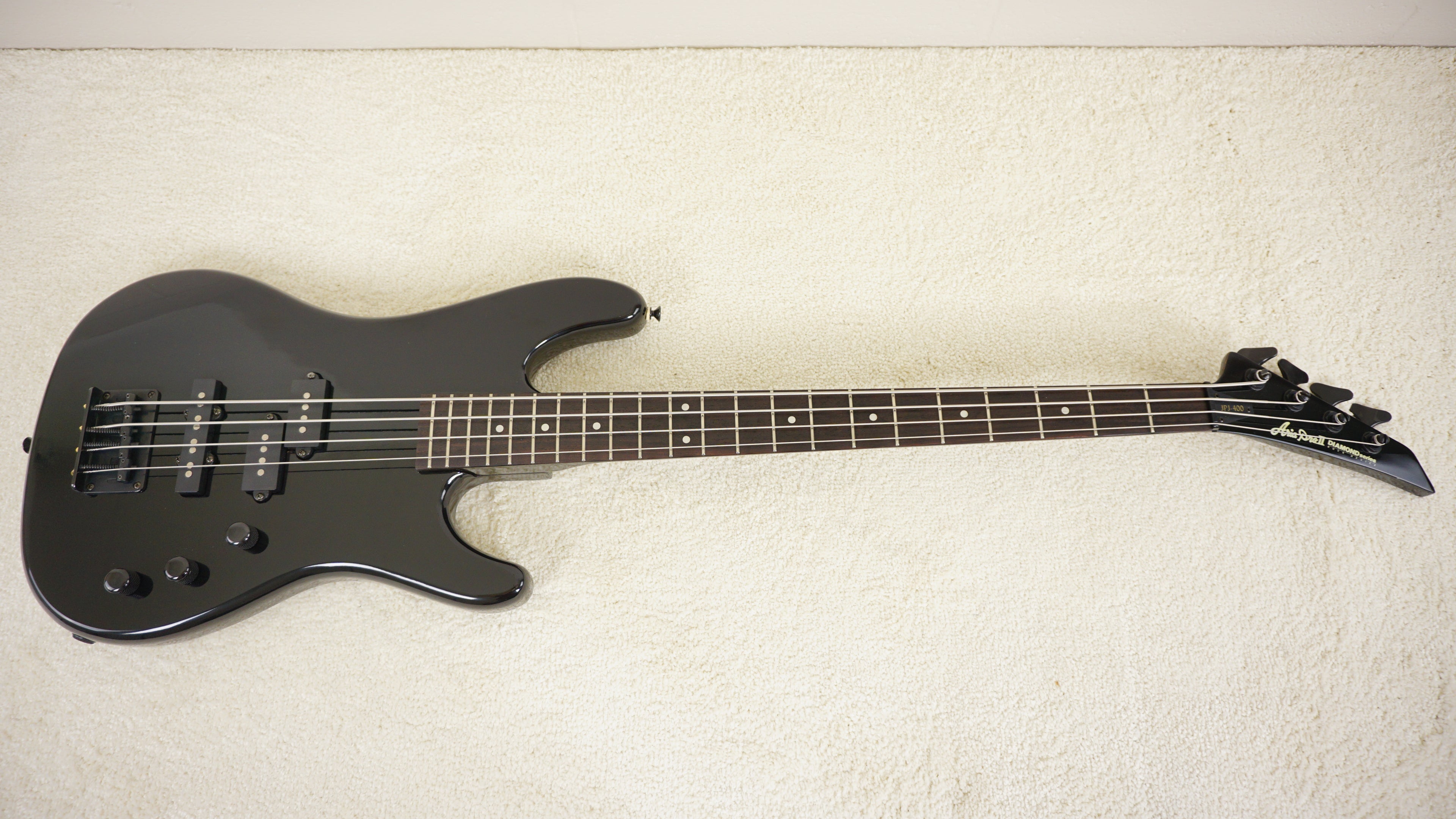 Aria Pro II JPJ-400/B Diamond Series Bass MIJ Black 1980s