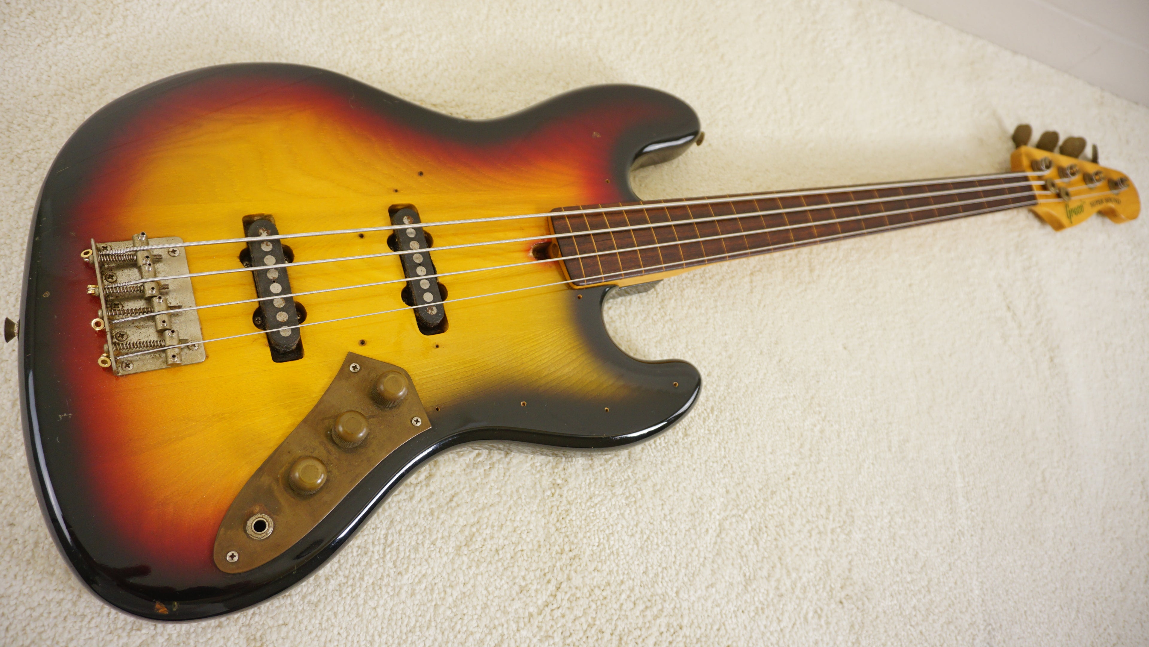 1980 Greco Super Sound Fretless Bass MIJ 3-Tone Sunburst