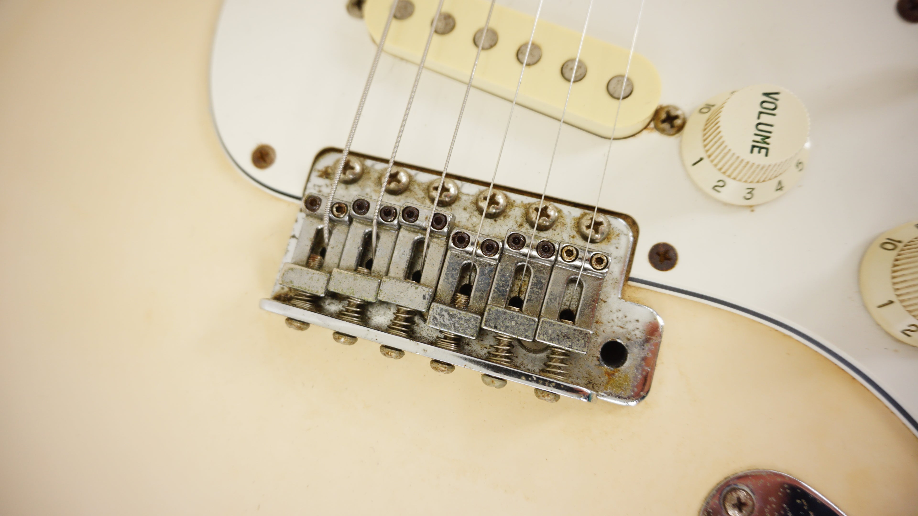 1994-95 Fender Japan ST72-M Stratocaster MIJ Vintage White
