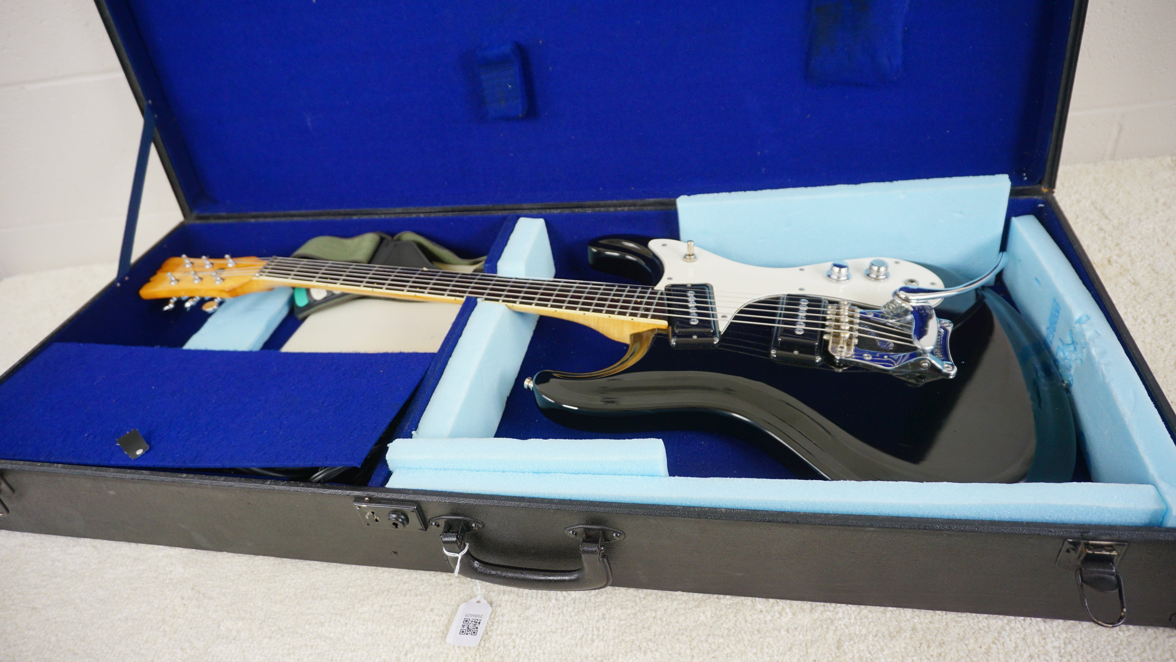Mosrite Firstman MIJ Black Electric Guitar w/ Vibrato & Hard Case