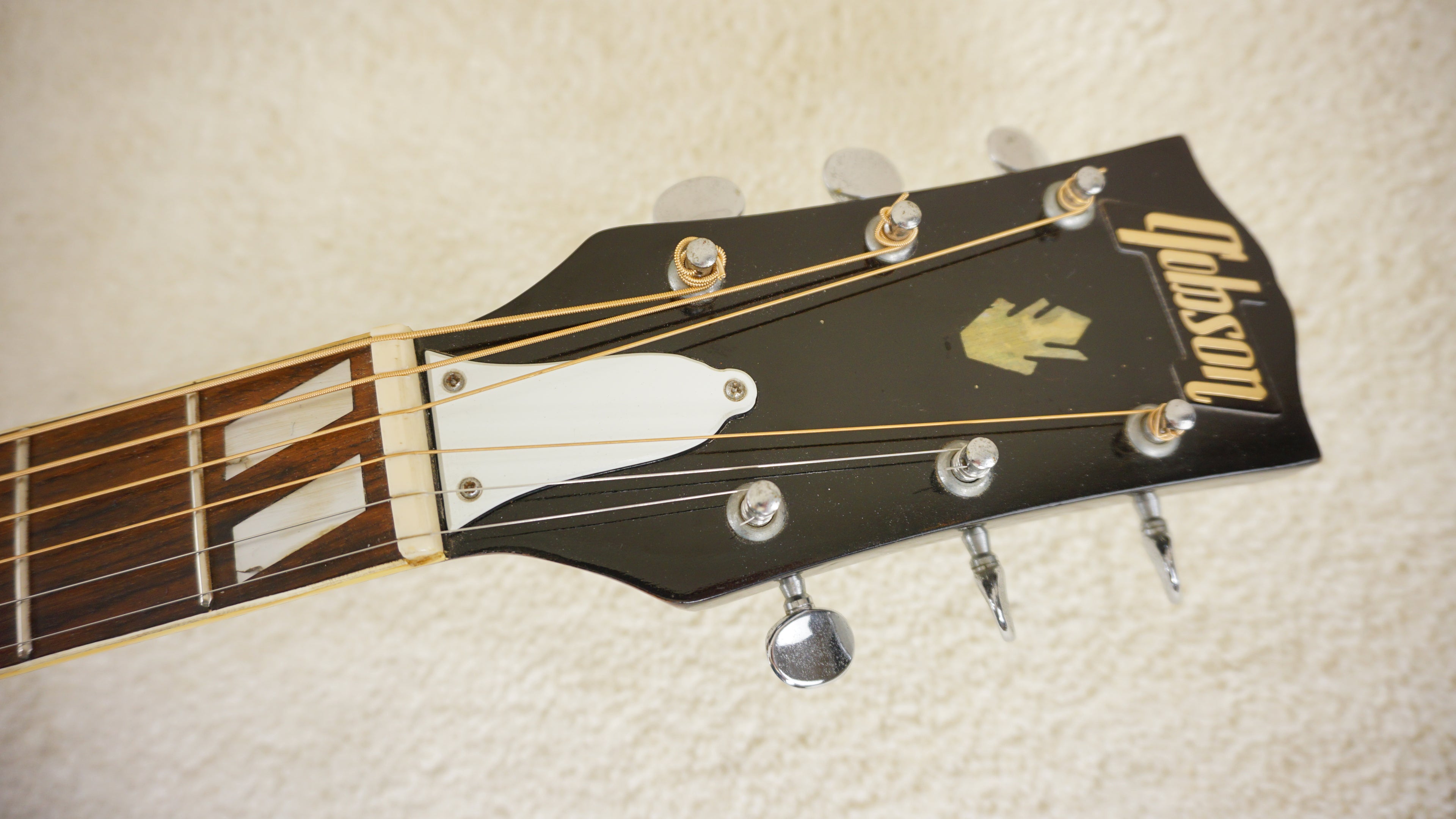 Tomson Hummingbird Custom MIJ Acoustic Guitar w/ Hard Case