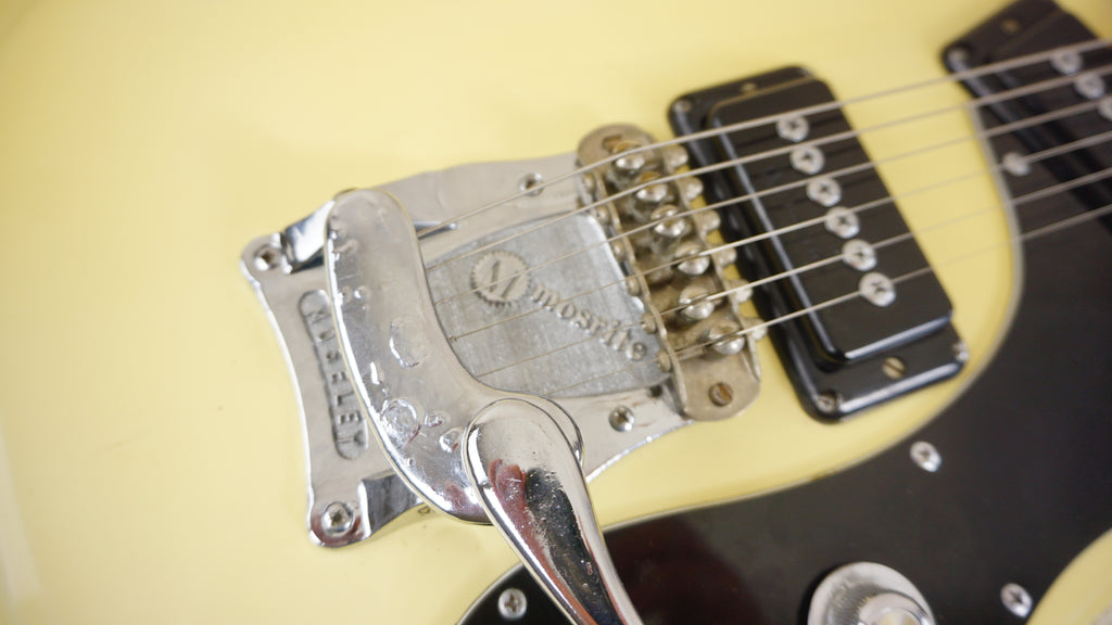 Mosrite Firstman Avenger White w/ Vibrato Vintage Electric Guitar Japan