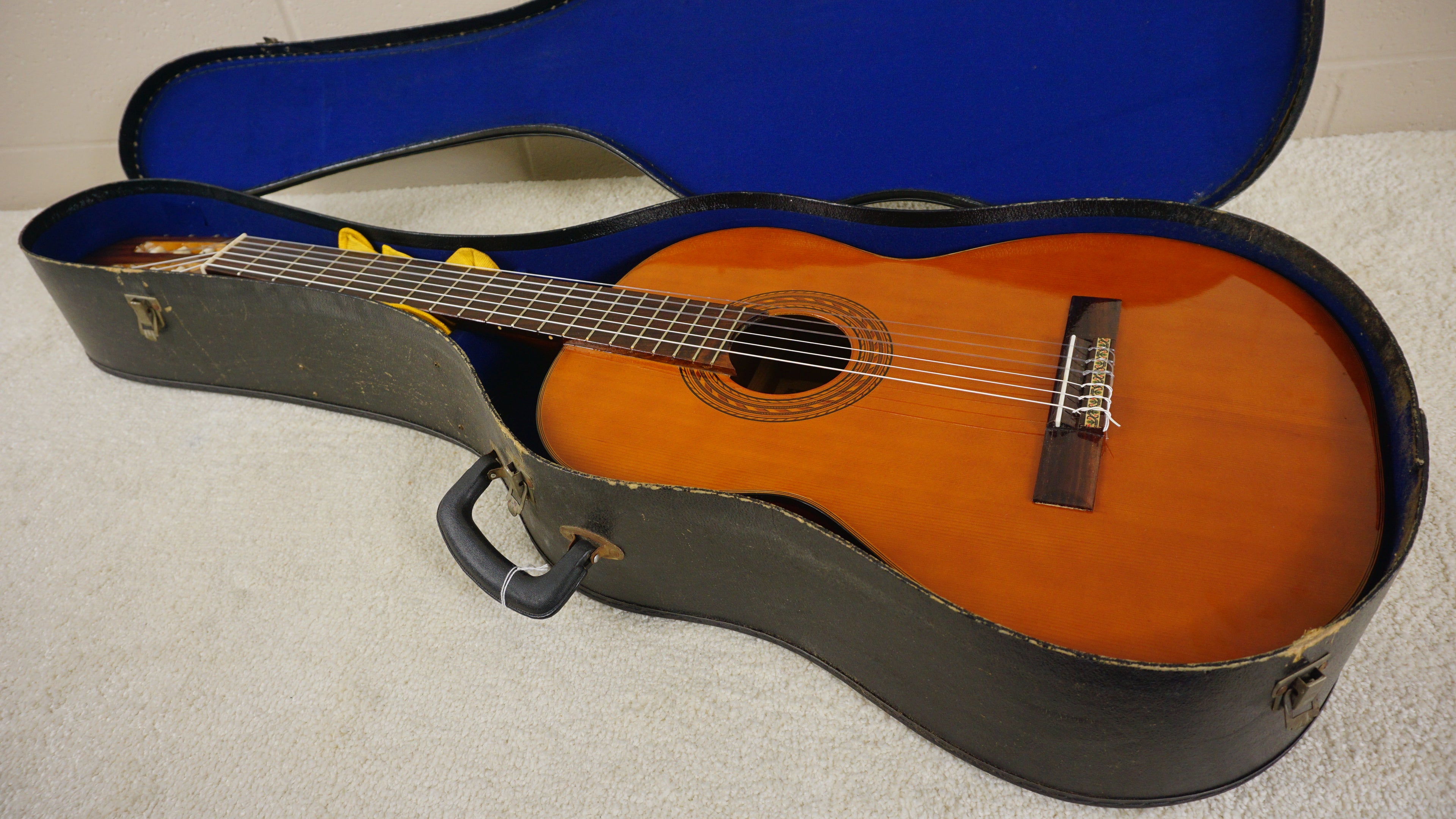 Horita No. 80 Classical Guitar MIJ Vintage Japan w/ Hard Case