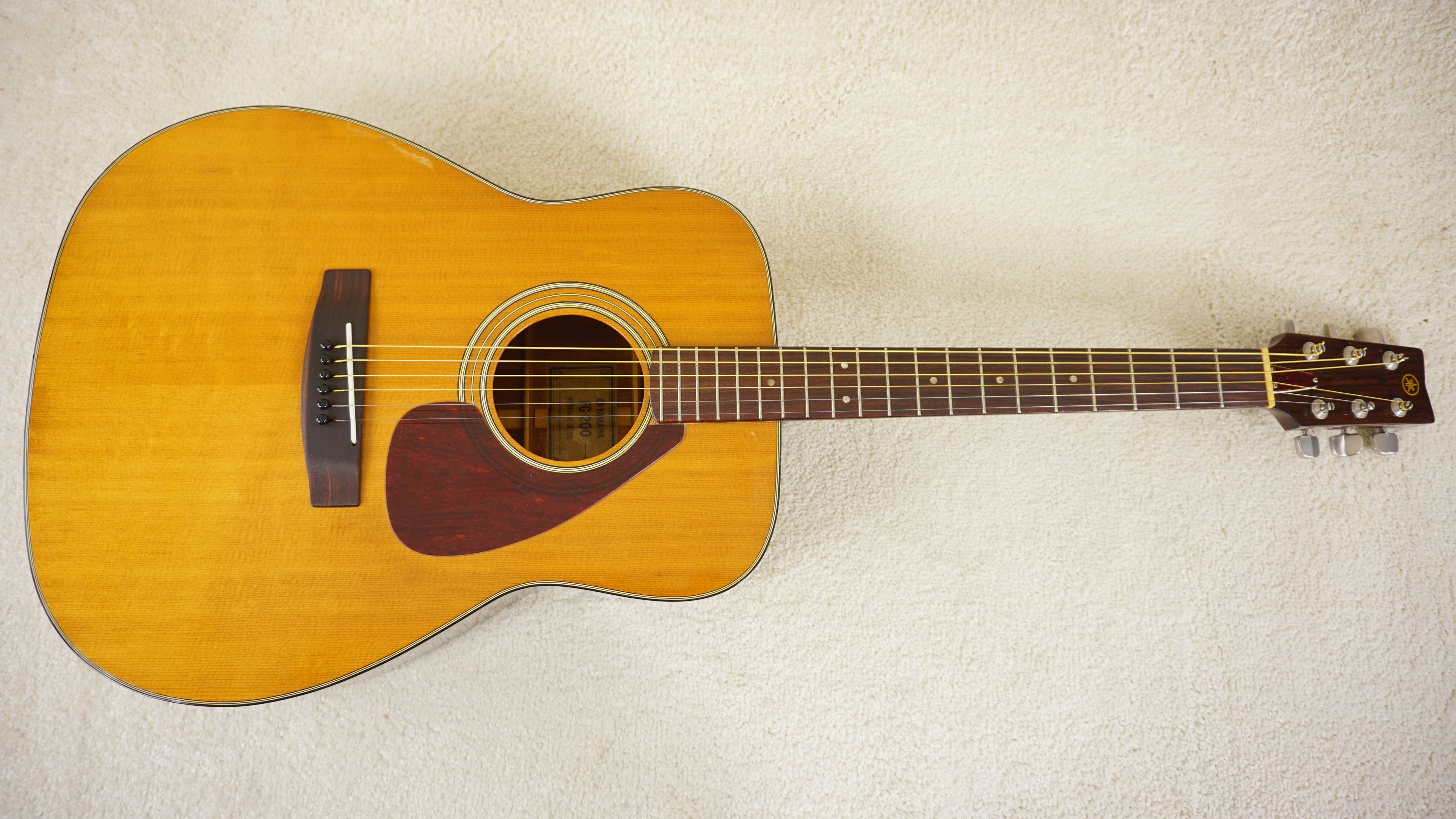 Yamaha FG-200 Vintage MIJ Dreadnought Acoustic Guitar w/ Hard Case
