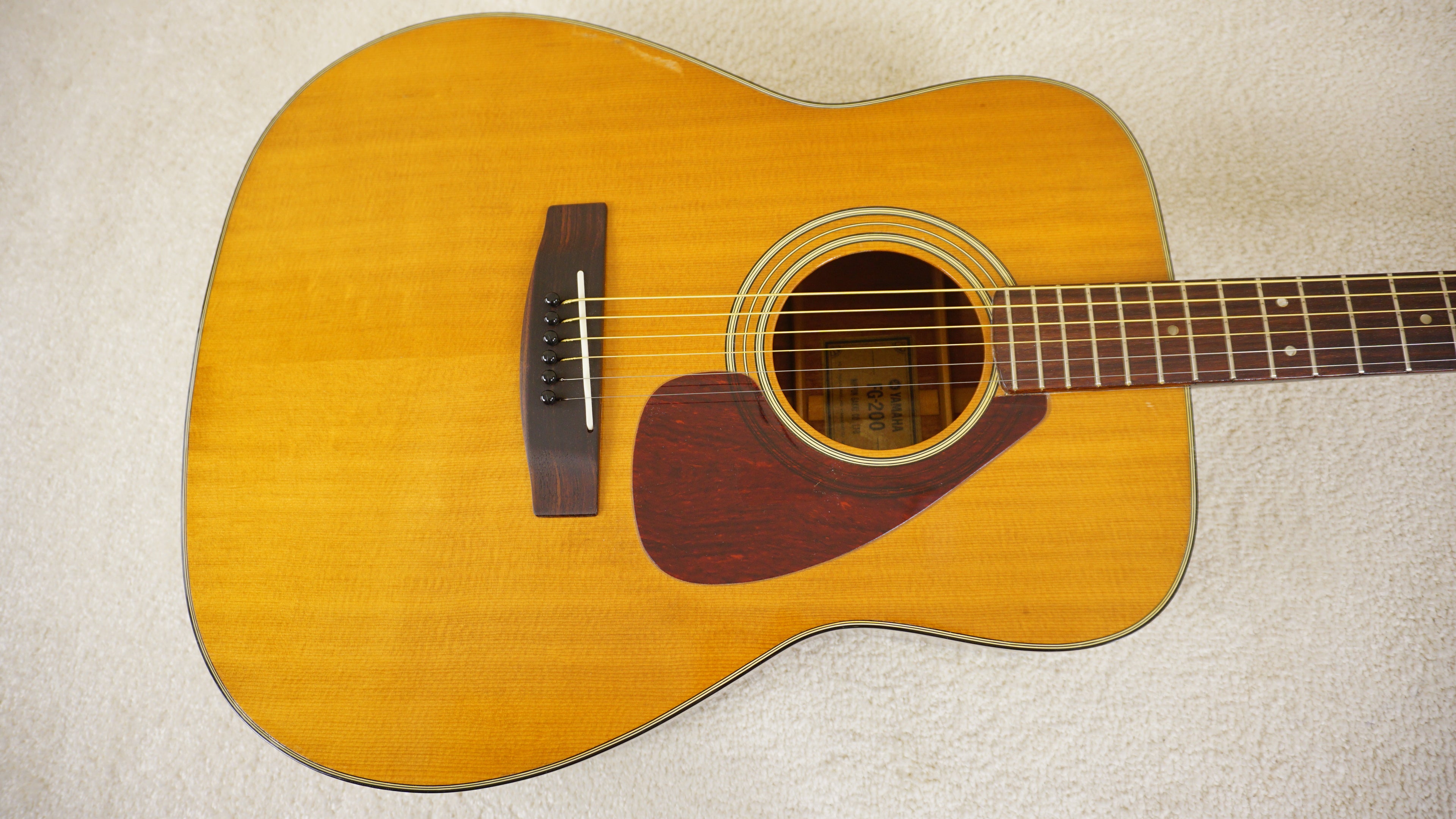 Yamaha FG-200 Vintage MIJ Dreadnought Acoustic Guitar w/ Hard Case