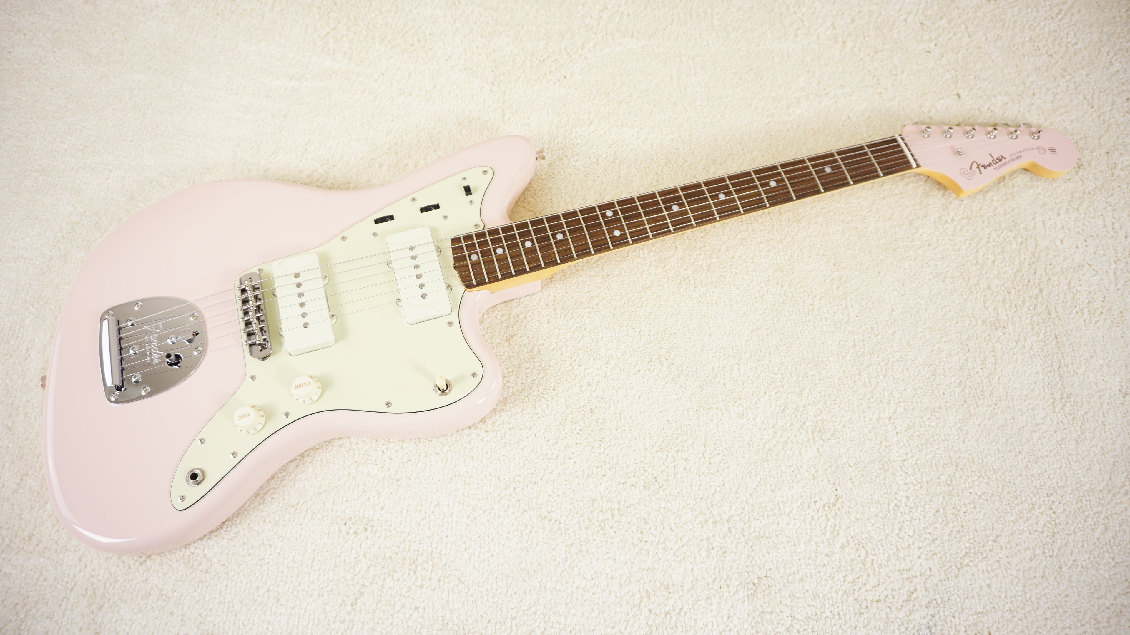 Fender Japan FSR Traditional II 60s Jazzmaster Shell Pink Matching Head 2026