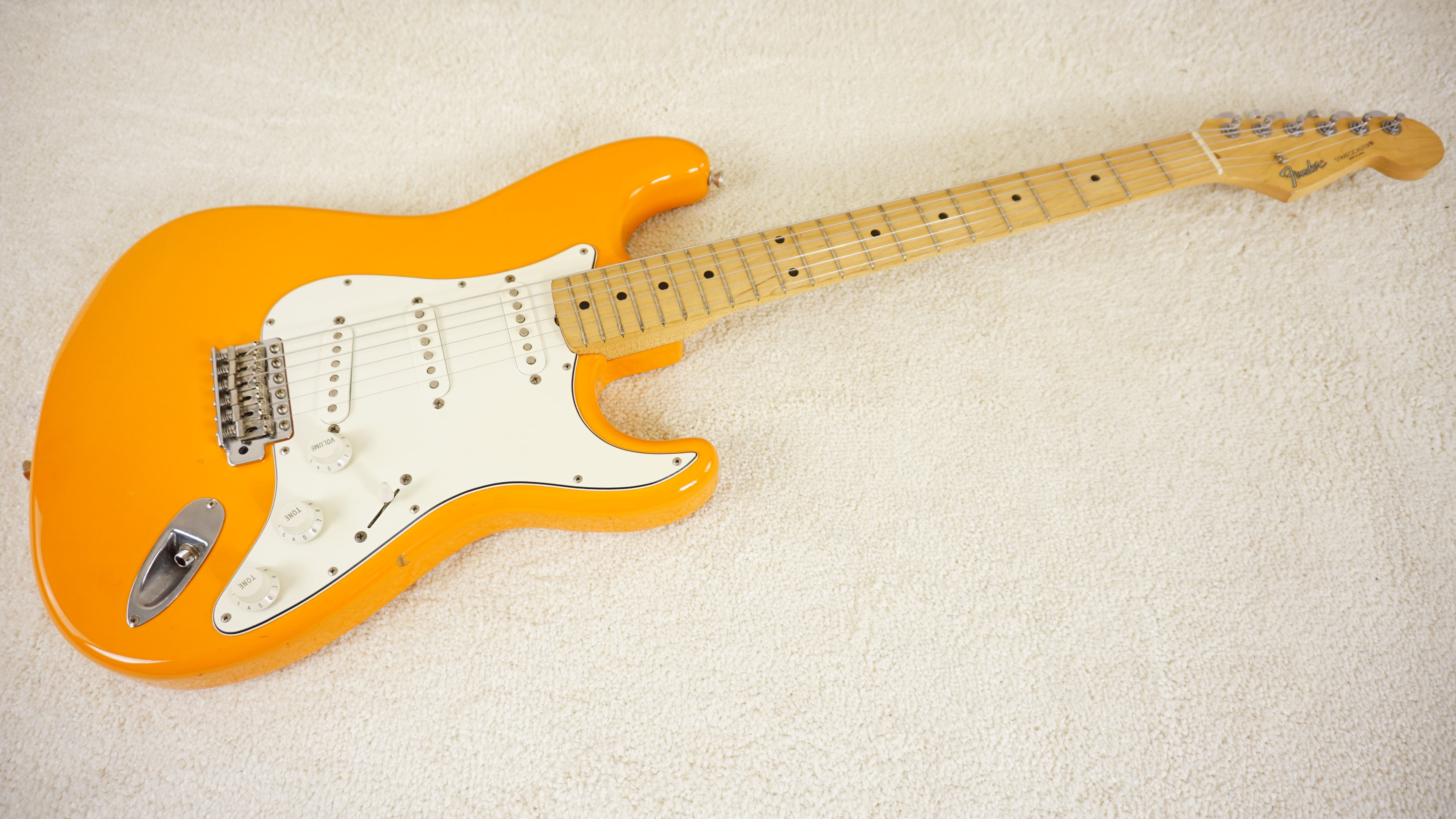 Fender Japan Stratocaster Orange - Maple Neck - 1997 - 2000