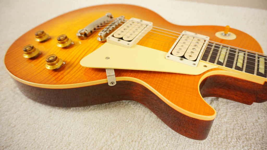 Gibson Custom 1959 Les Paul Standard BOTB Page 40 VOS - Sweetwater Photo Guitar