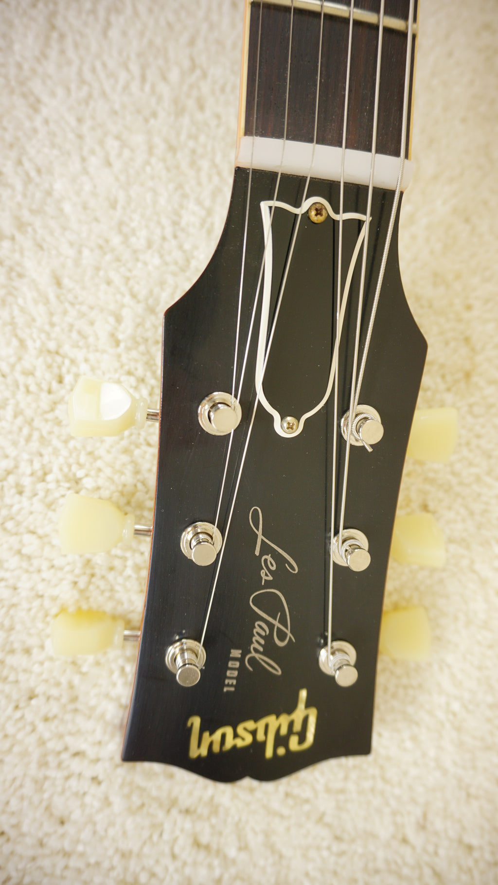 Gibson Custom 1959 Les Paul Standard BOTB Page 40 VOS - Sweetwater Photo Guitar