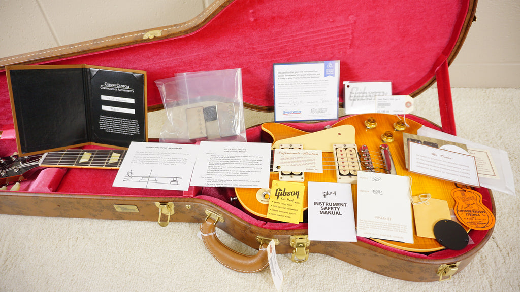 Gibson Custom 1959 Les Paul Standard BOTB Page 40 VOS - Sweetwater Photo Guitar