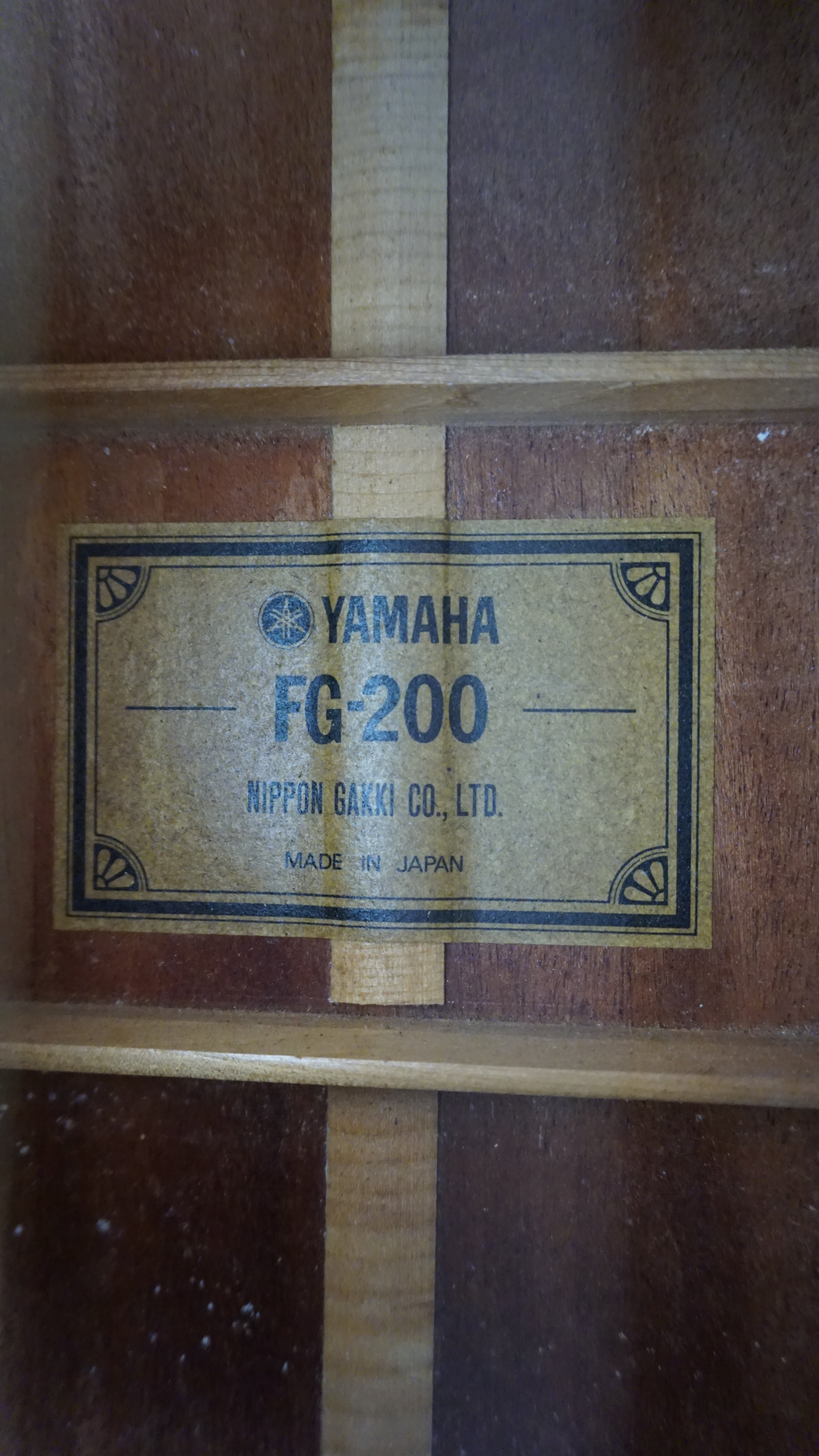 Yamaha FG-200 Nippon Gakki Made in Japan Acoustic Guitar