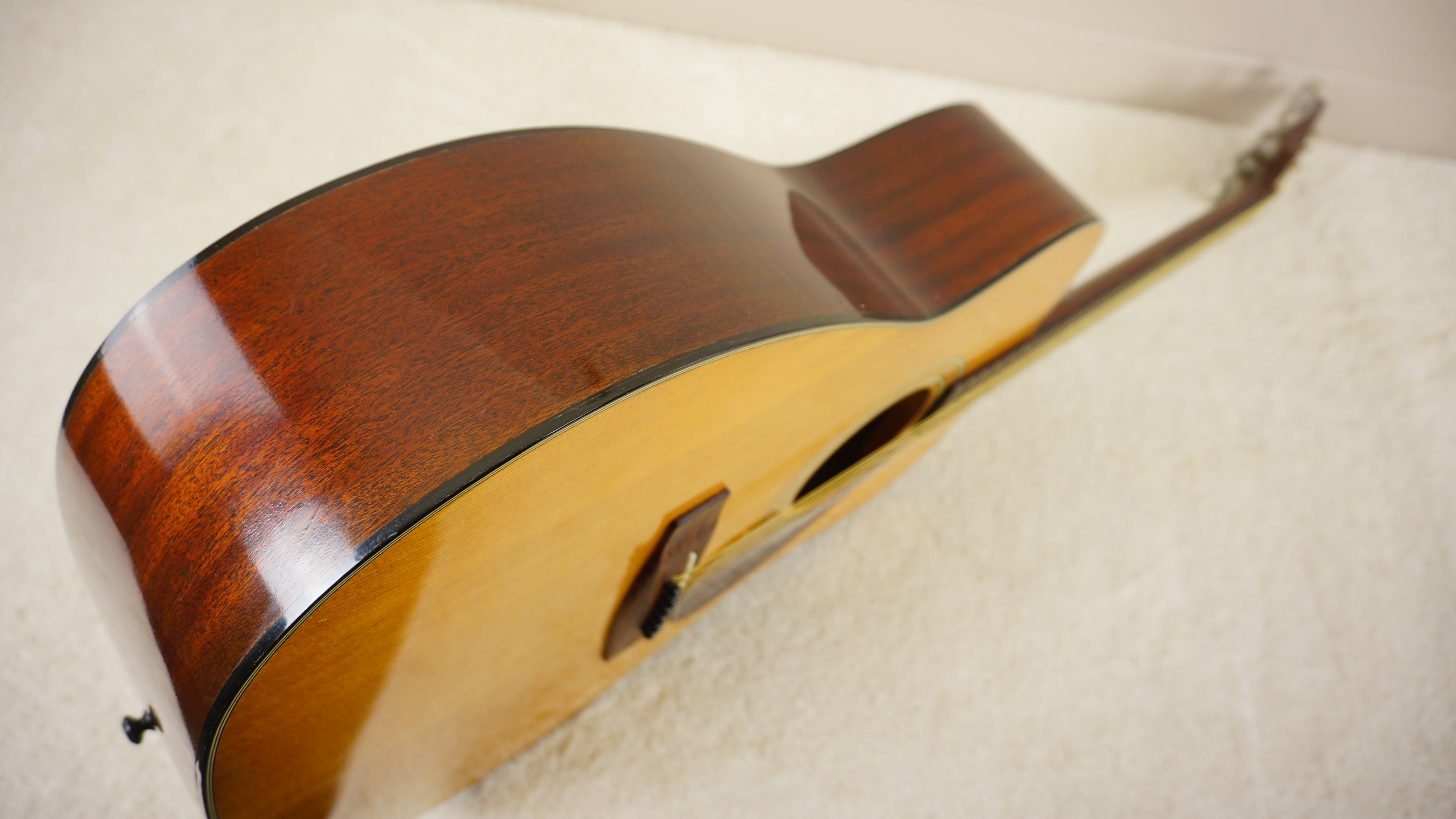 Yamaha FG-200 Nippon Gakki Made in Japan Acoustic Guitar