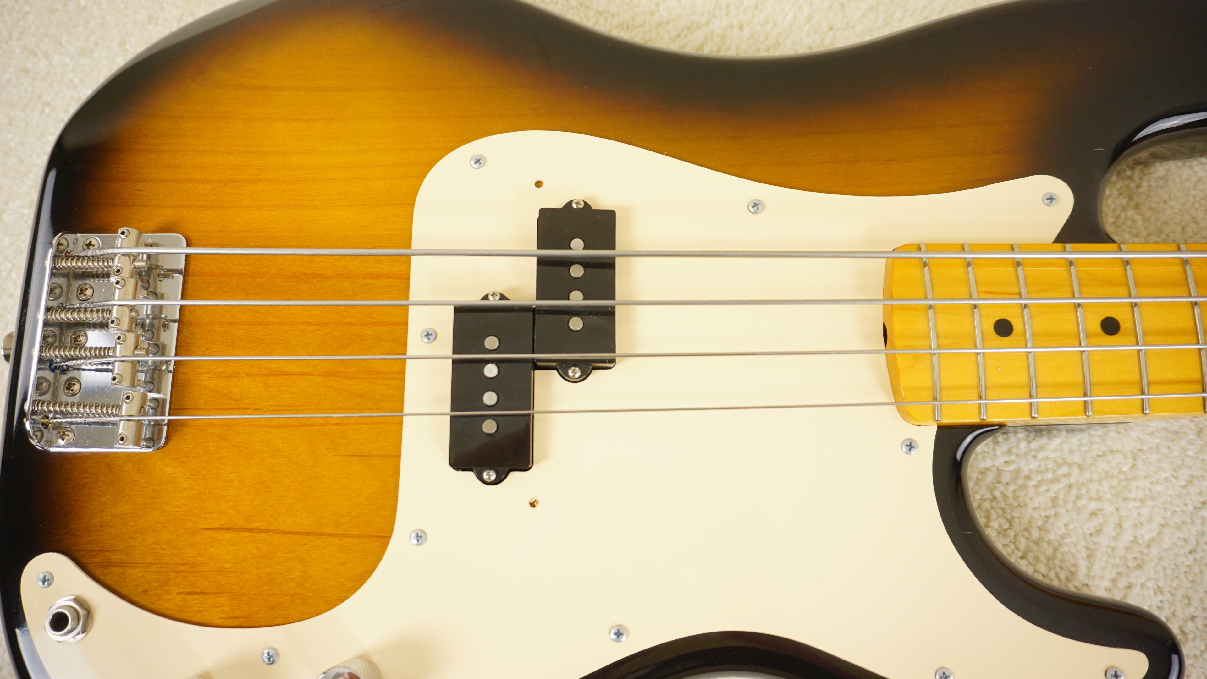 Fender Japan 50s Precision Bass Tobacco Sunburst Lollar Pickups