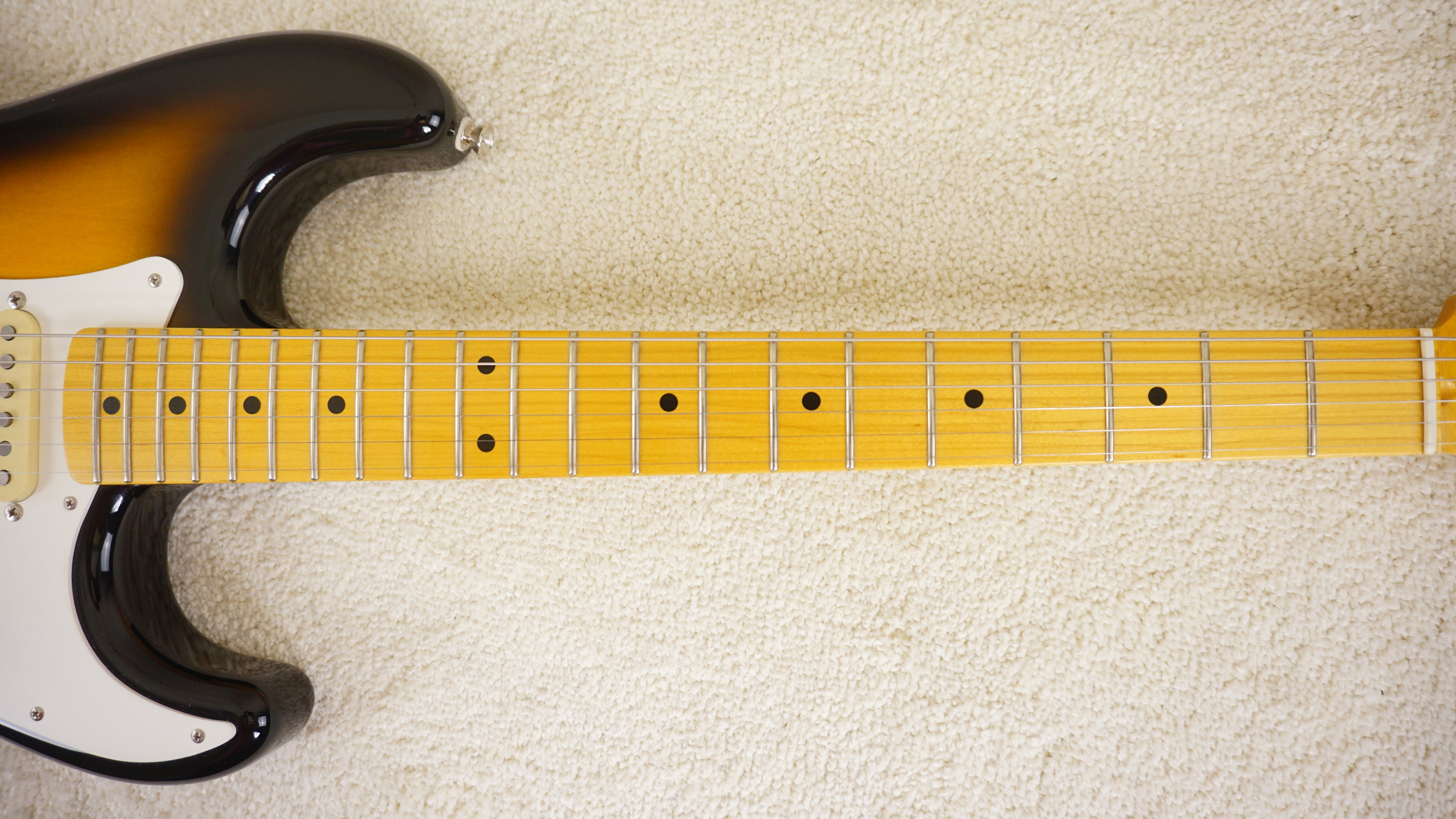 2022 Fender Japan JV Modified '50s Stratocaster HSS 2-Color Sunburst