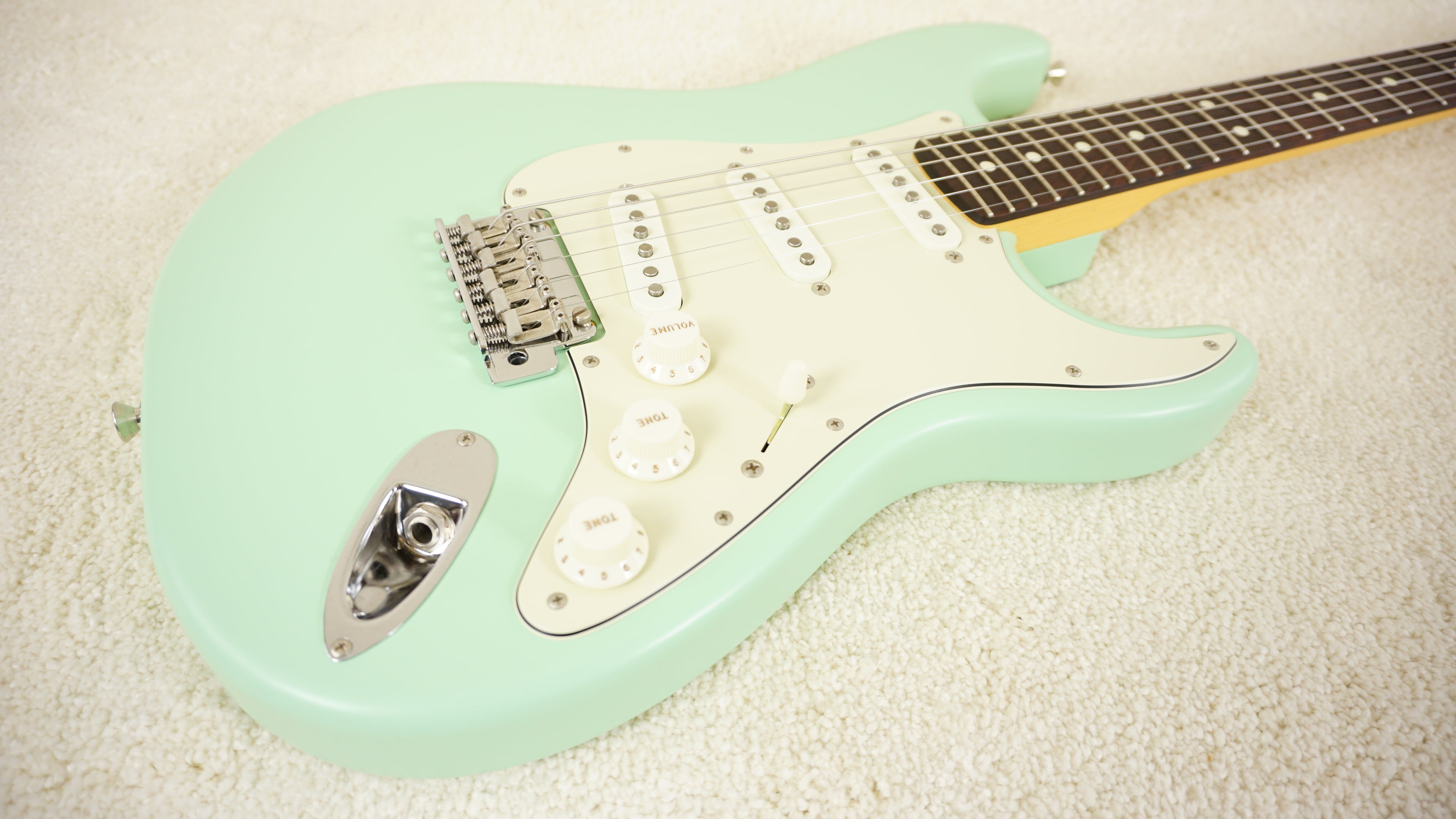 2023 Fender Japan Junior Collection Stratocaster Satin Surf Green