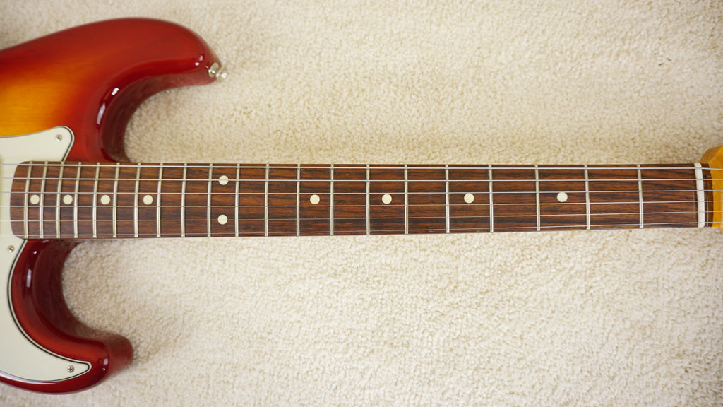 2016 Fender Japan Exclusive Classic 60s Stratocaster - Sienna Sunburst