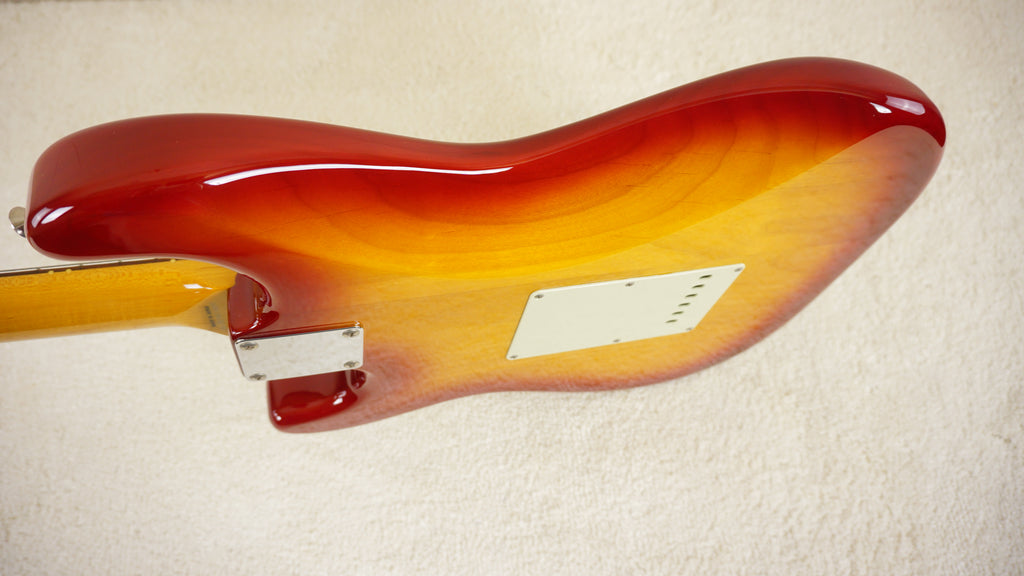 2016 Fender Japan Exclusive Classic 60s Stratocaster - Sienna Sunburst