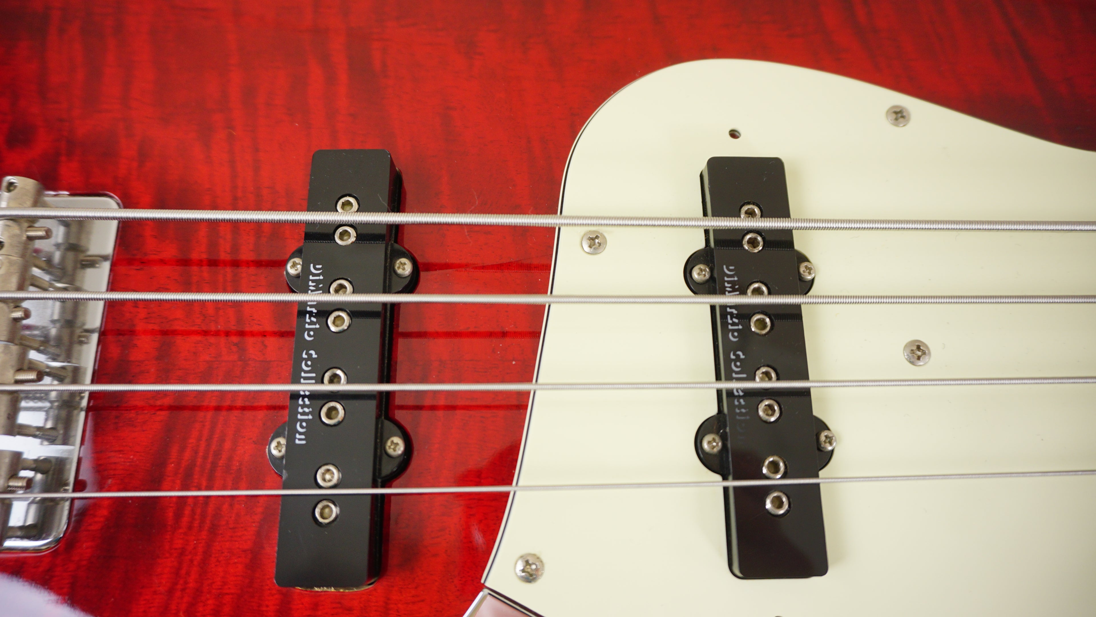 2005-06 Fender Japan AJB-100DMC Aerodyne Jazz Bass Flame Red DMC